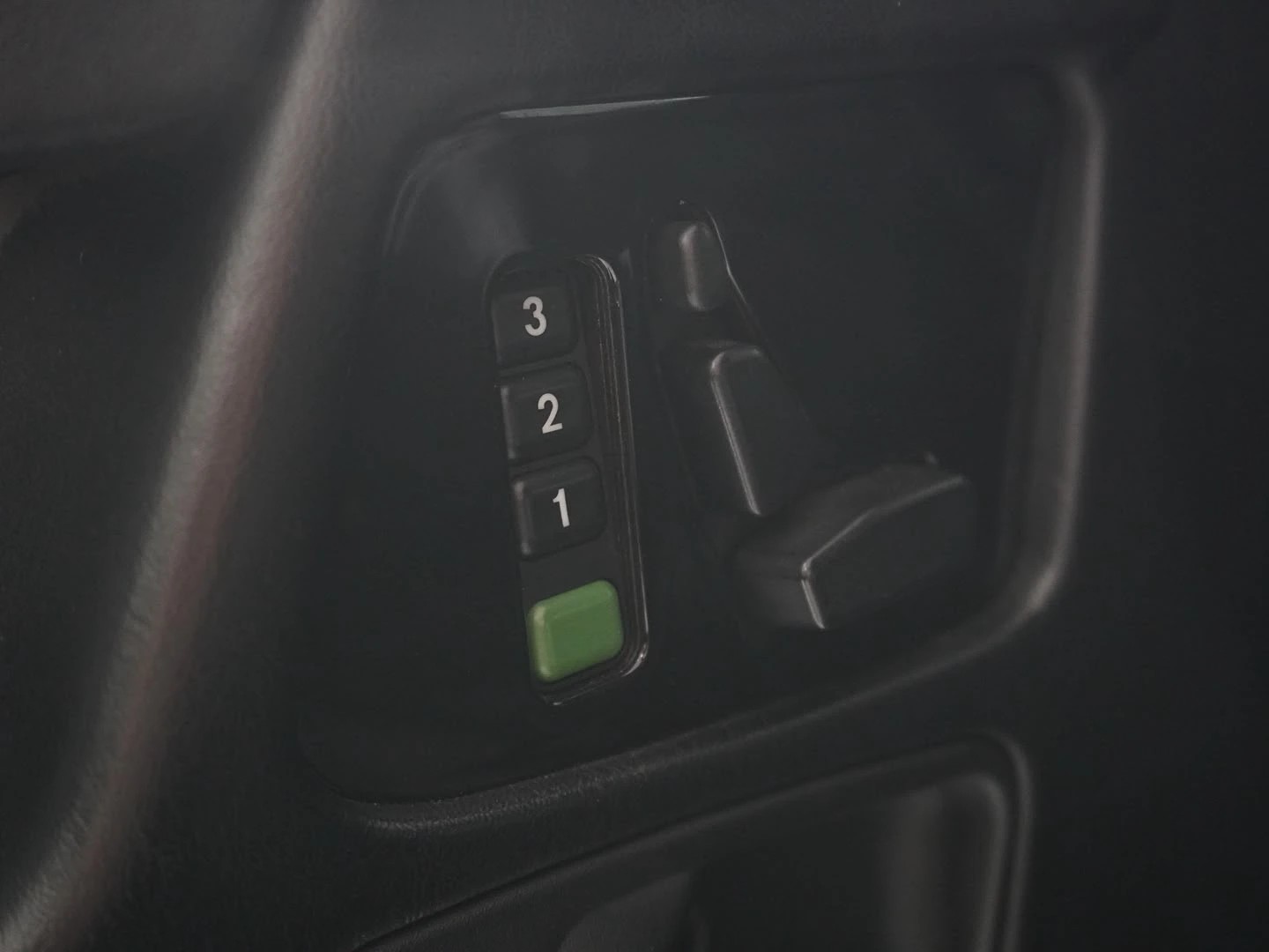 MERCEDES-BENZ G 500 Automatic-image-5