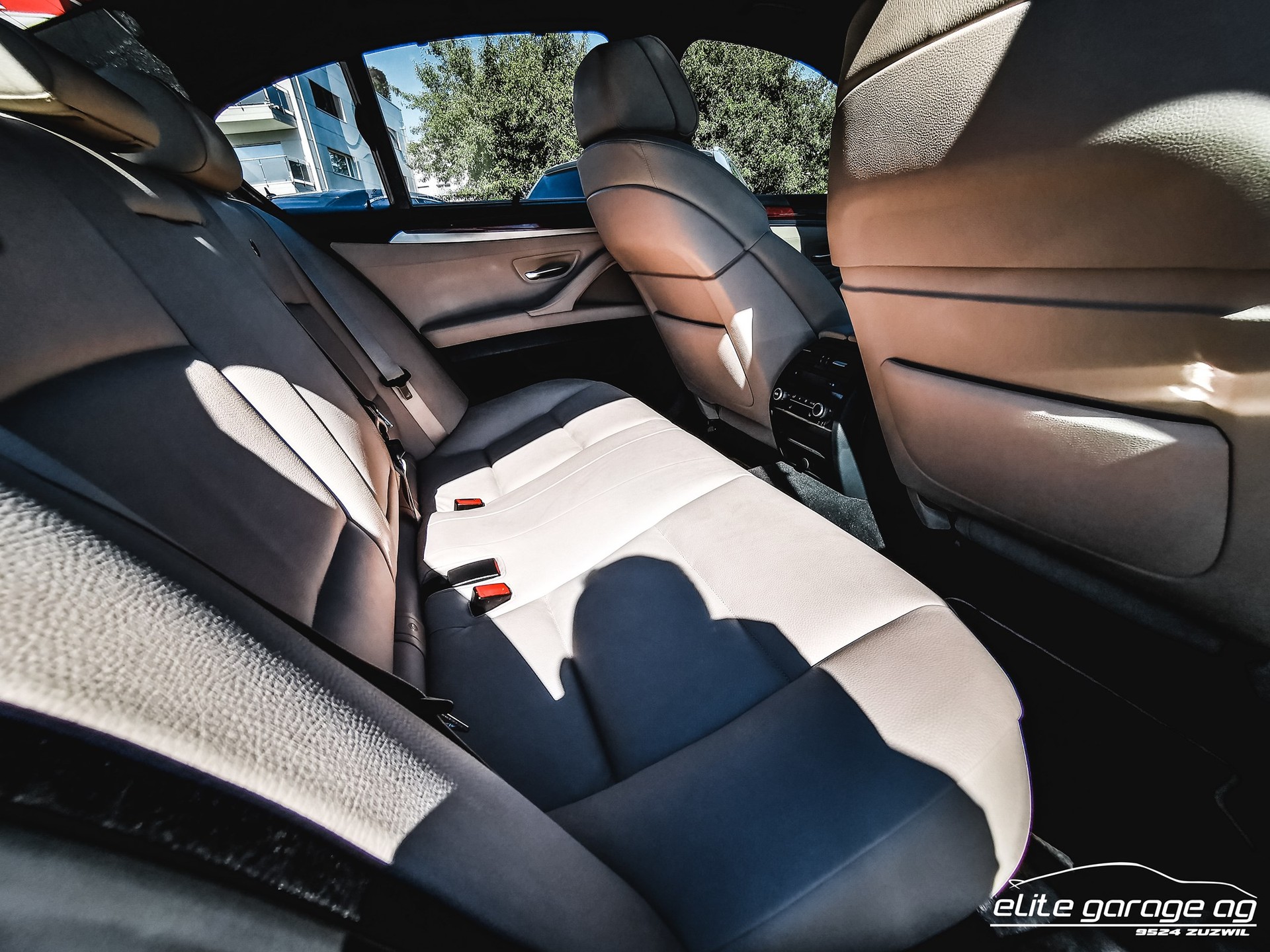 BMW-ALPINA B5 BiTurbo 4.4 V8 600 PS Edition 50 Tribute-image-13