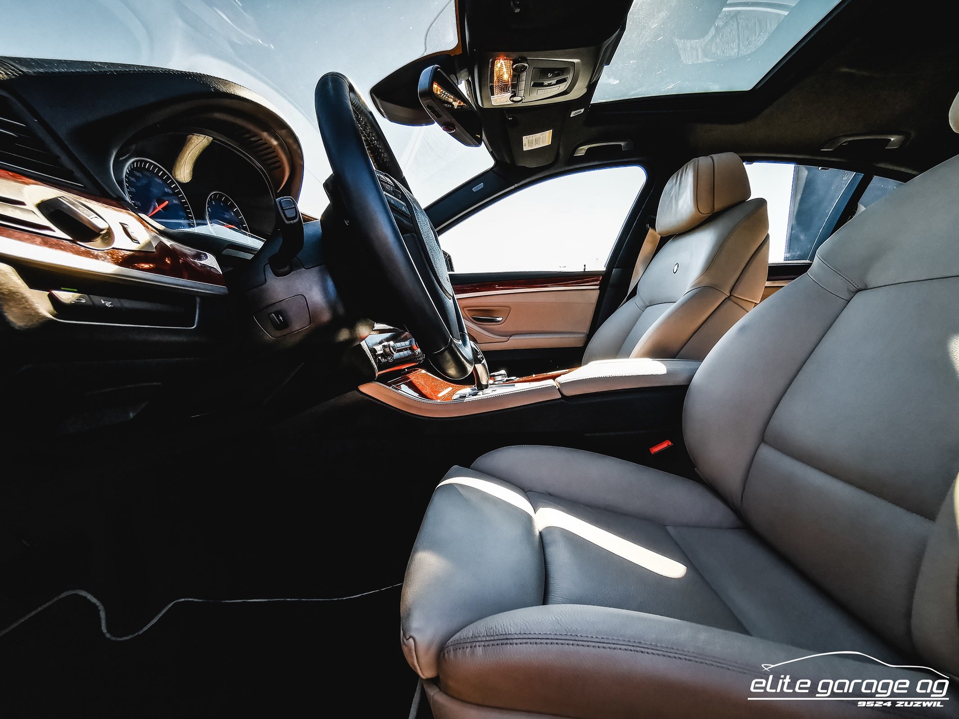 BMW-ALPINA B5 BiTurbo 4.4 V8 600 PS Edition 50 Tribute-image-9