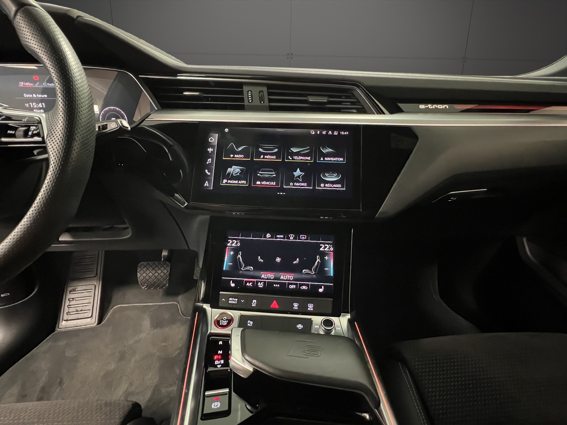 AUDI e-tron S quattro-image-10