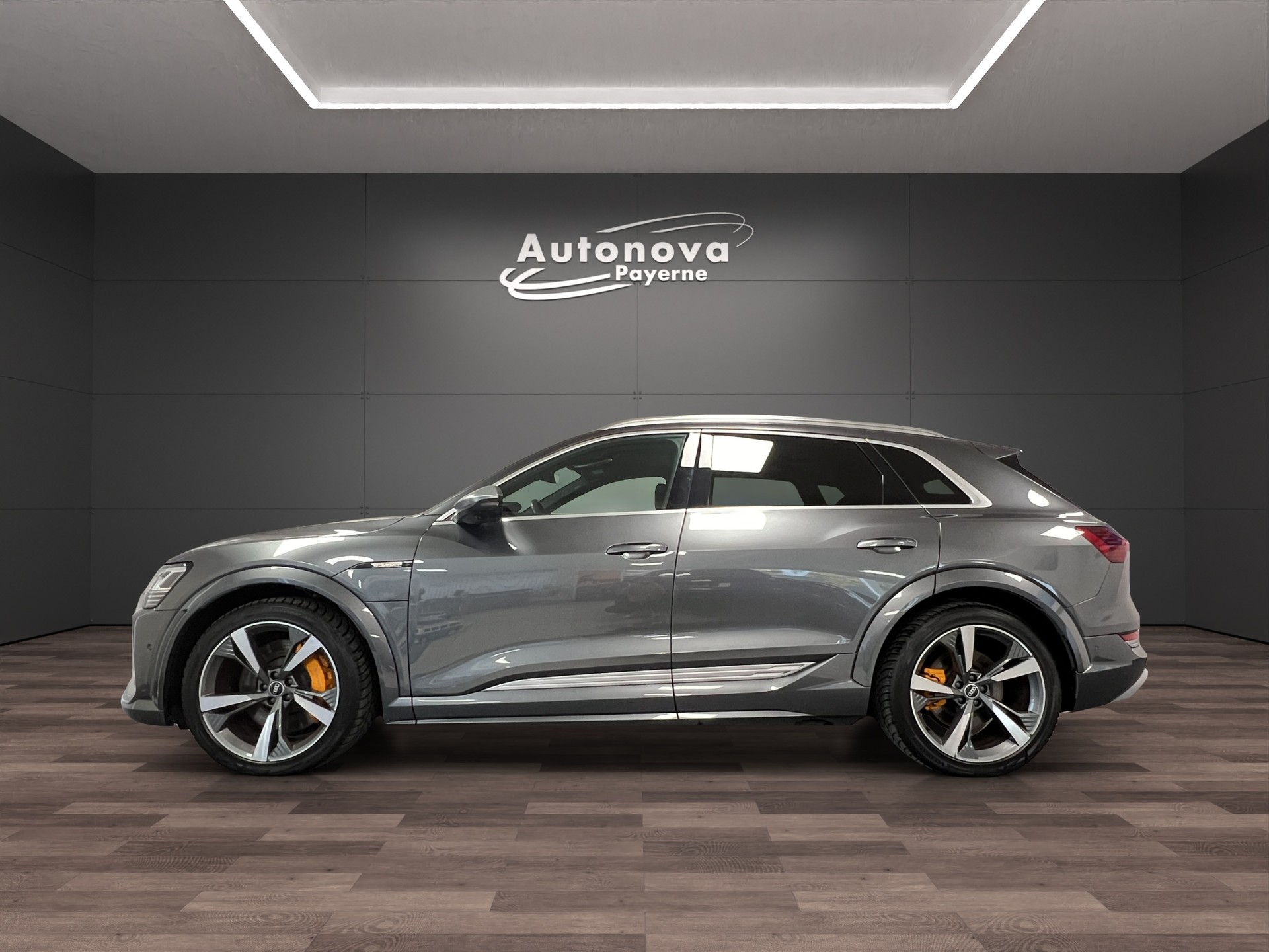 AUDI e-tron S quattro-image-2