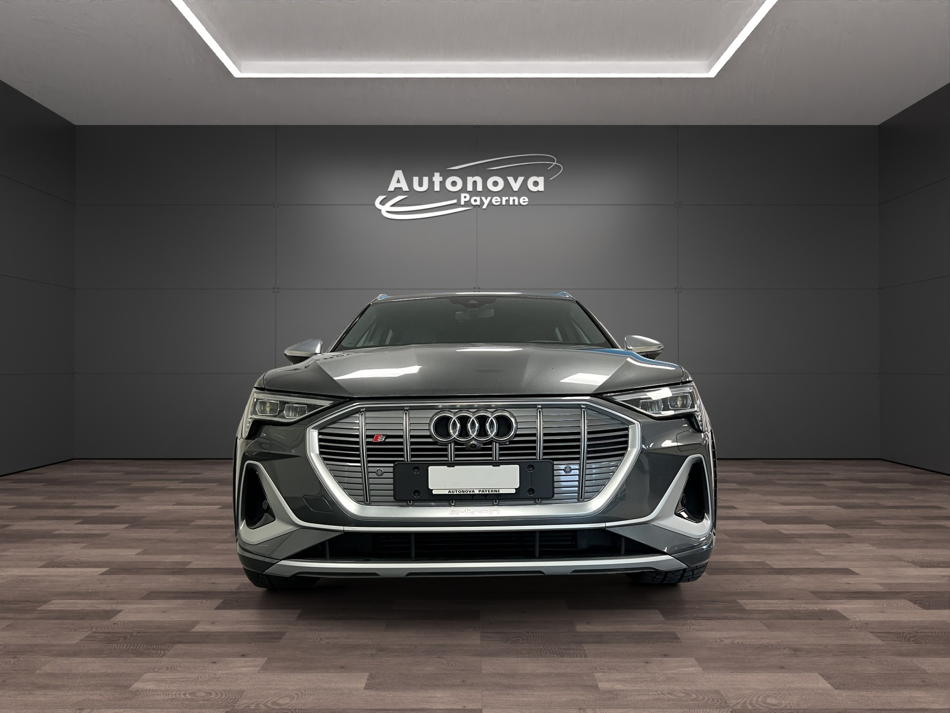 AUDI e-tron S quattro-image-2
