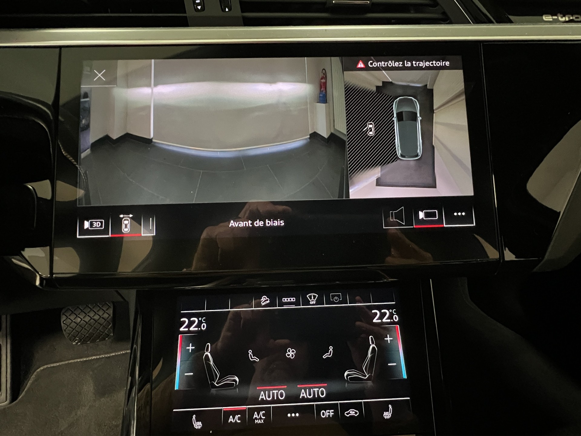 AUDI e-tron S quattro-image-10