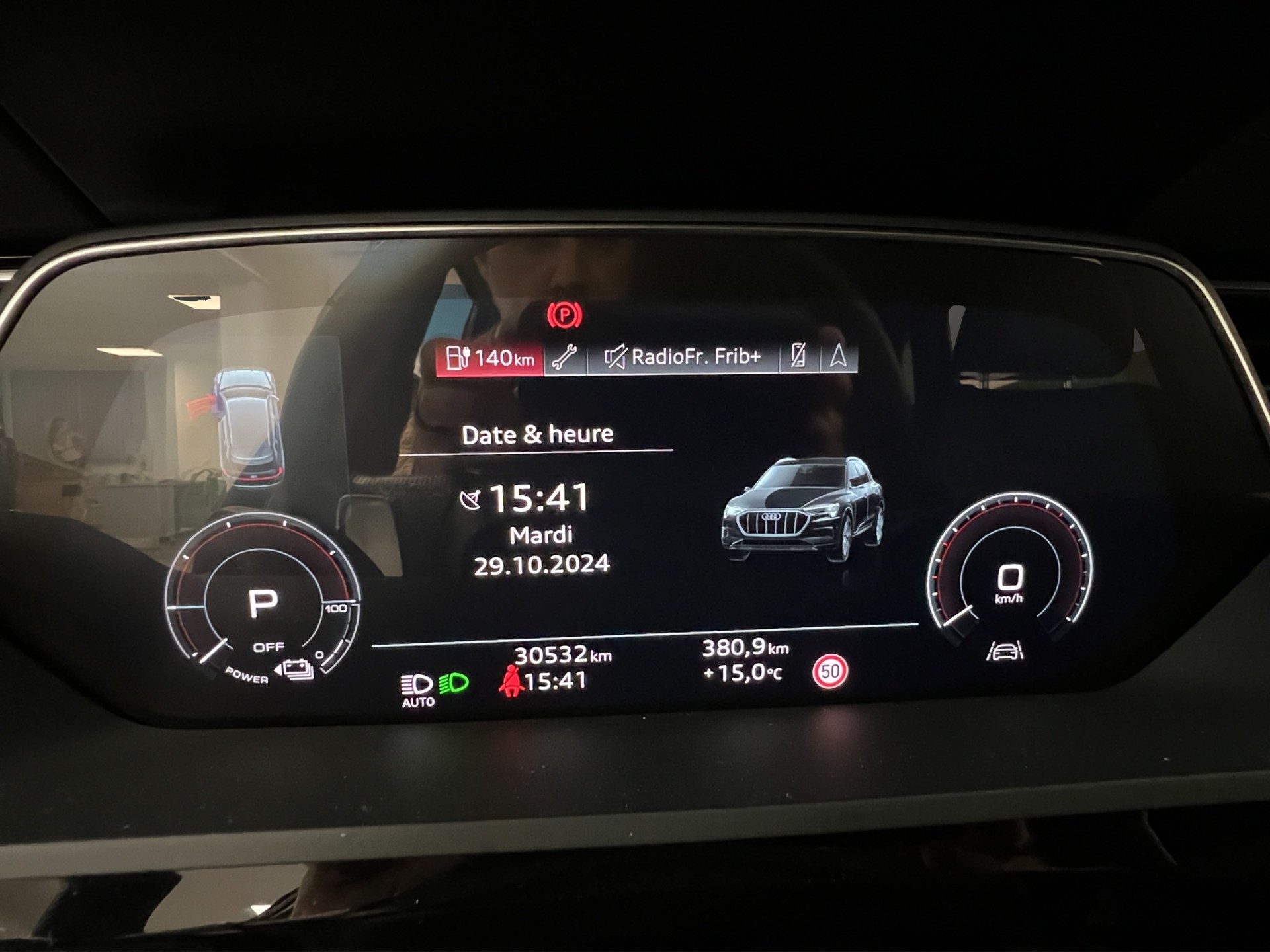 AUDI e-tron S quattro-image-7