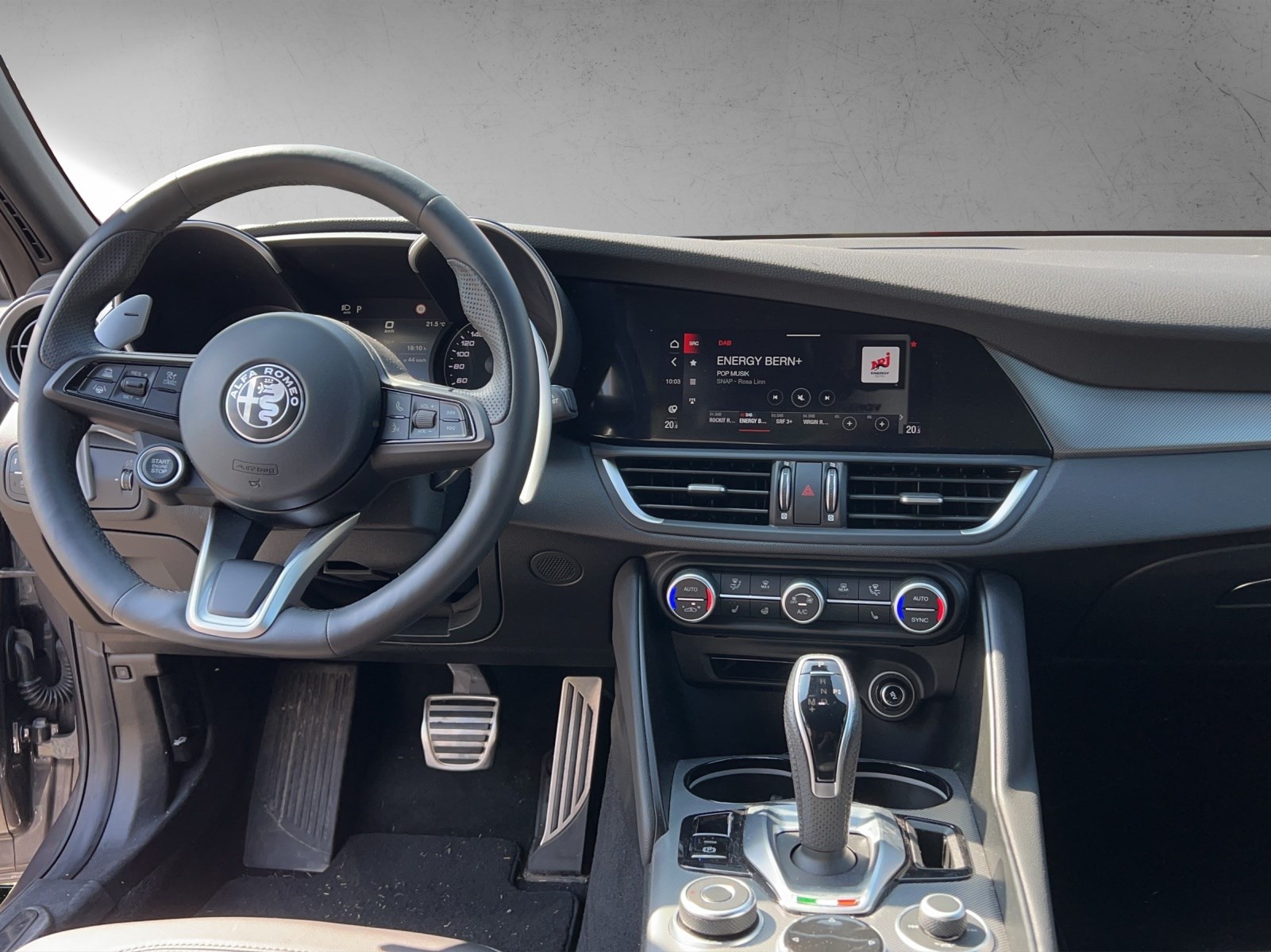 ALFA ROMEO Giulia 2.0 Veloce Q4-image-6