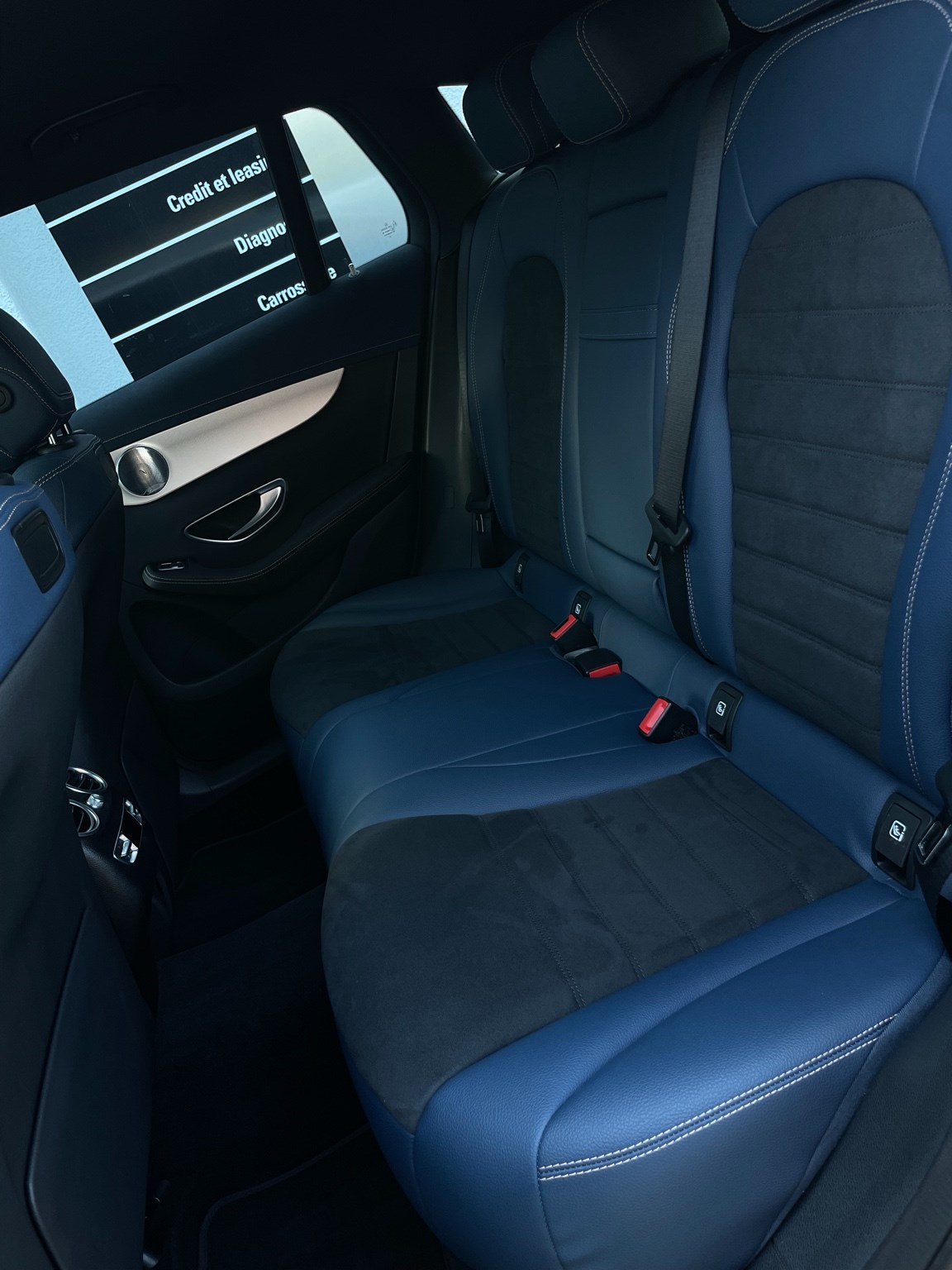 MERCEDES-BENZ EQC 400 4Matic-image-14