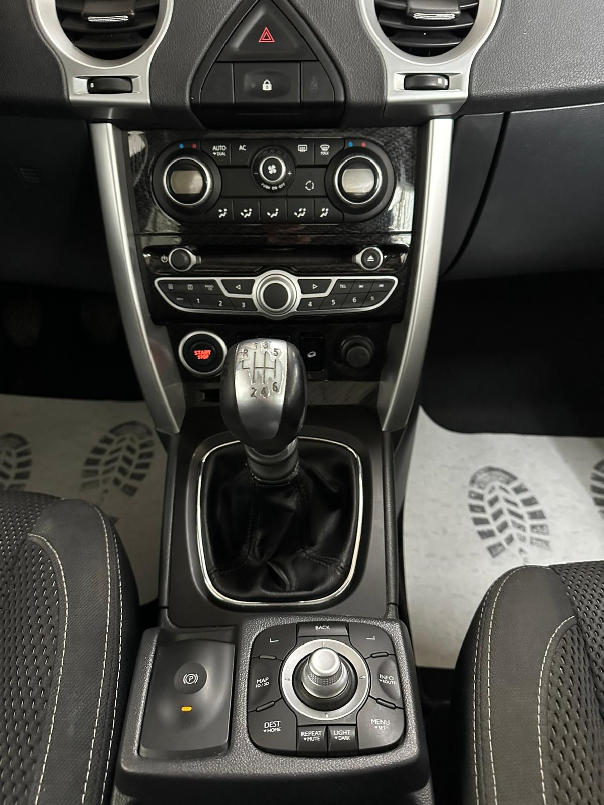 RENAULT Koleos 2.5 Expression 4x4-image-13