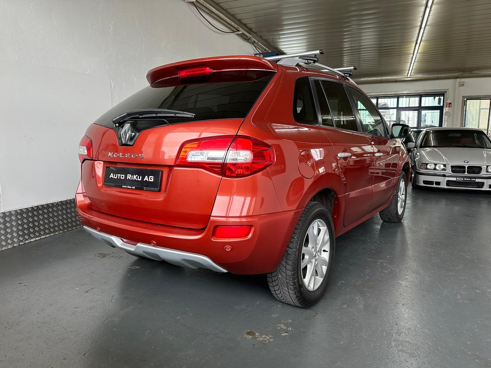 RENAULT Koleos 2.5 Expression 4x4-image-6