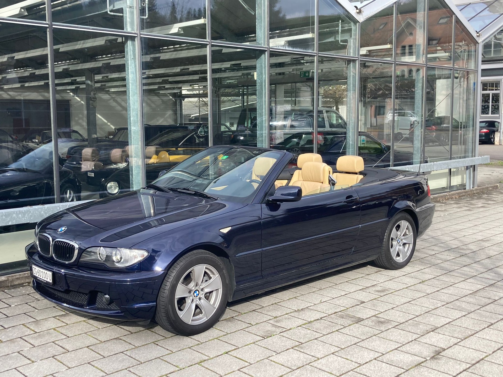 BMW 318Ci Cabriolet-image-7