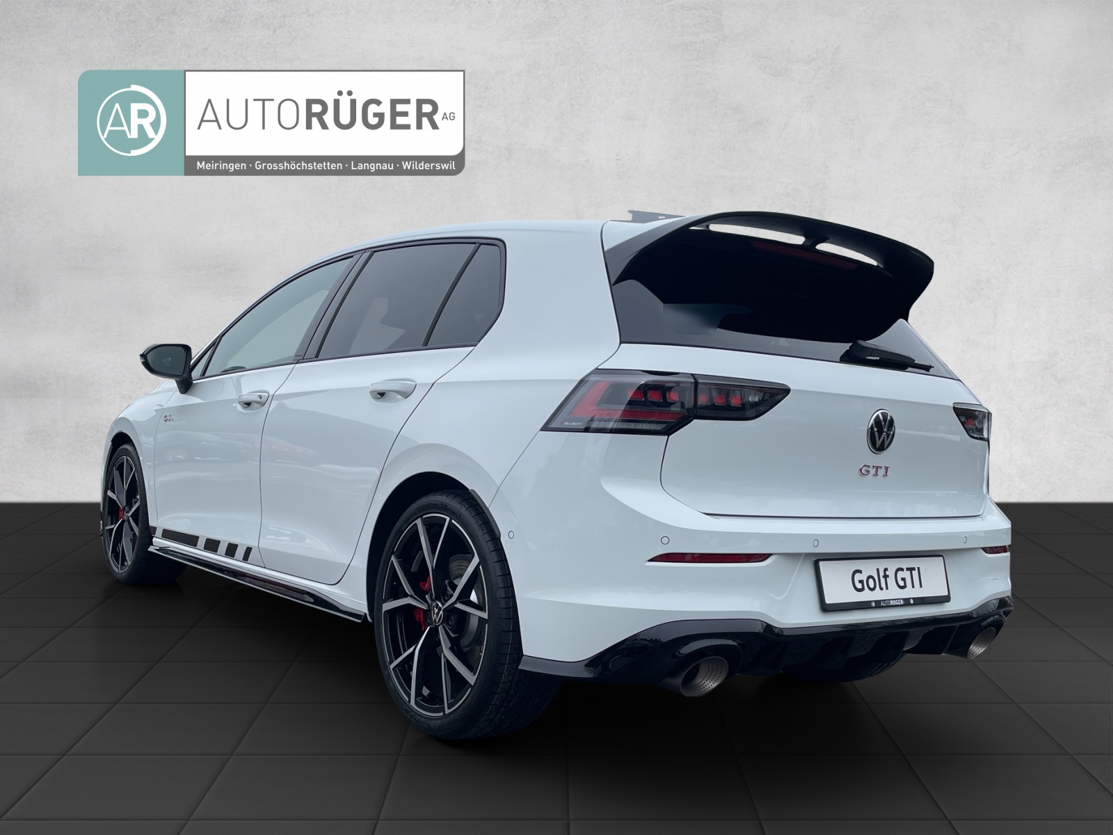 VW Golf 2.0 TSI GTI Clubsport DSG-image-3
