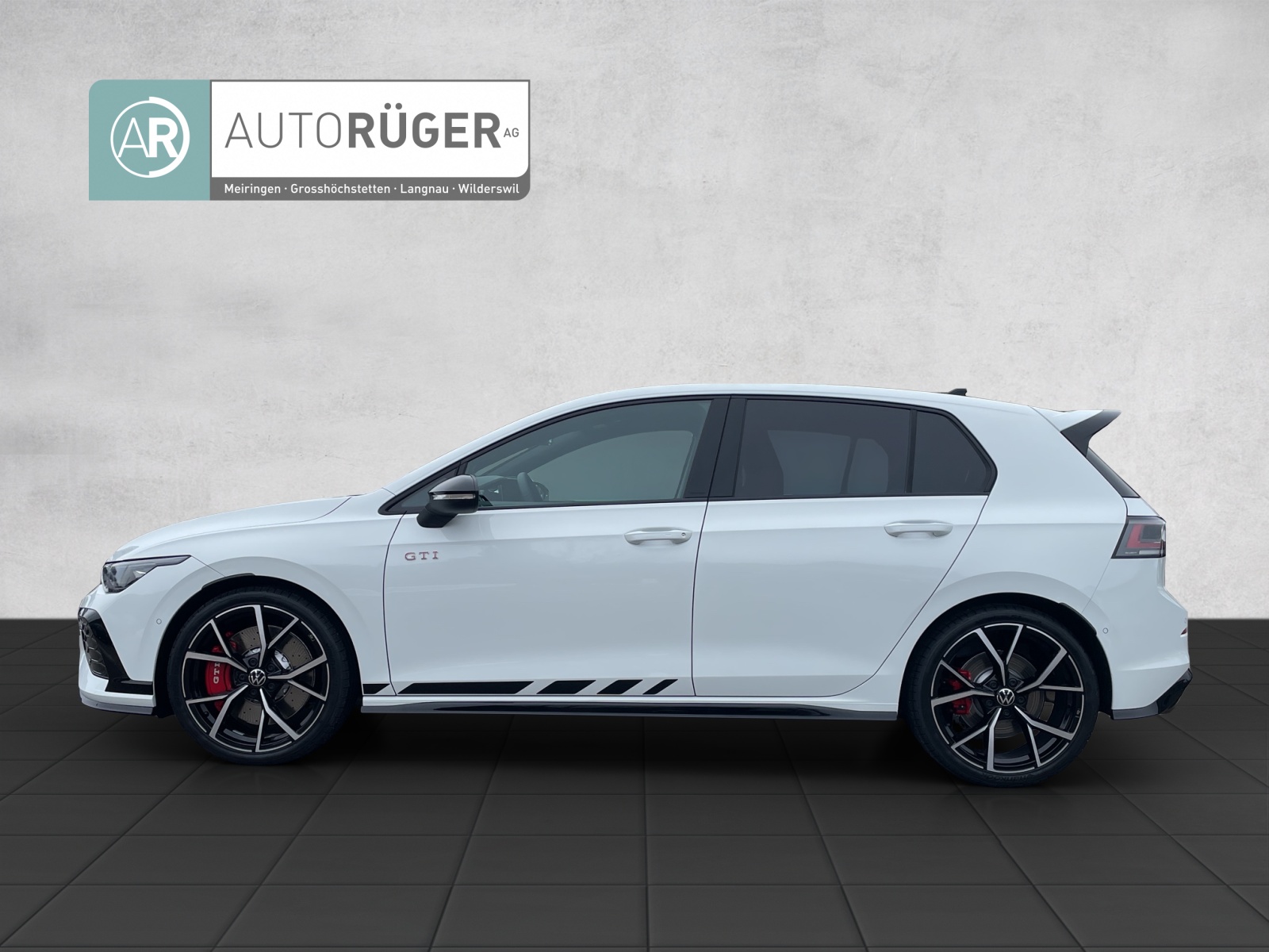 VW Golf 2.0 TSI GTI Clubsport DSG-image-2