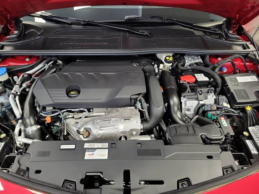 OPEL Astra 1.6 PHEV Turbo Swiss Premium A-image-11