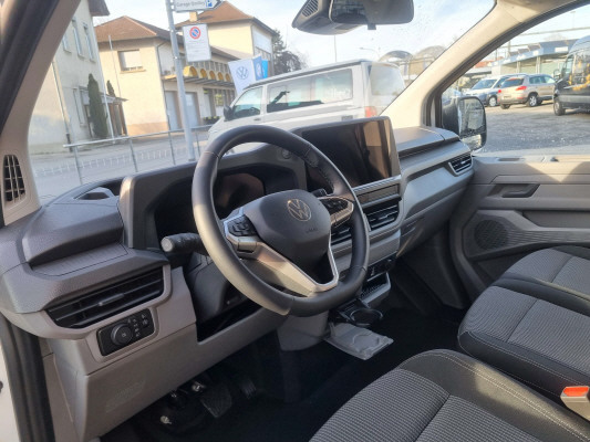 VW Transporter 2.0 TDI A-image-4