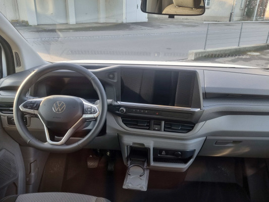 VW Transporter 2.0 TDI A-image-5