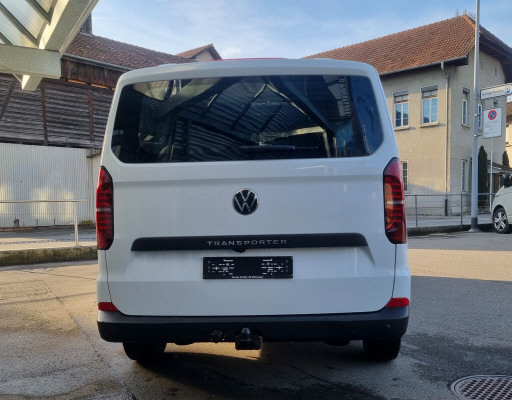 VW Transporter 2.0 TDI A-image-9