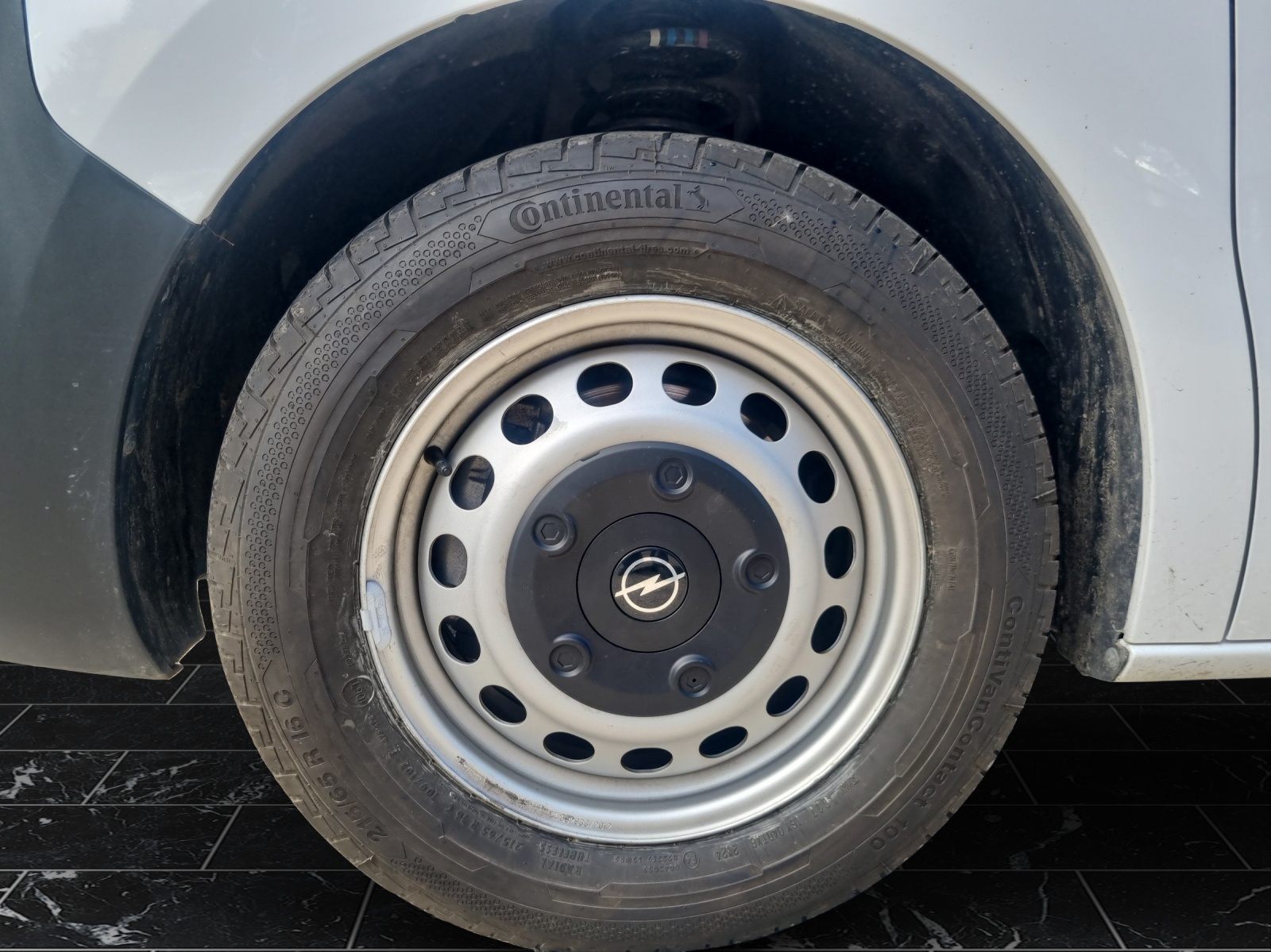 OPEL Vivaro Cargo XL 2.0 D 144 S/S-image-10