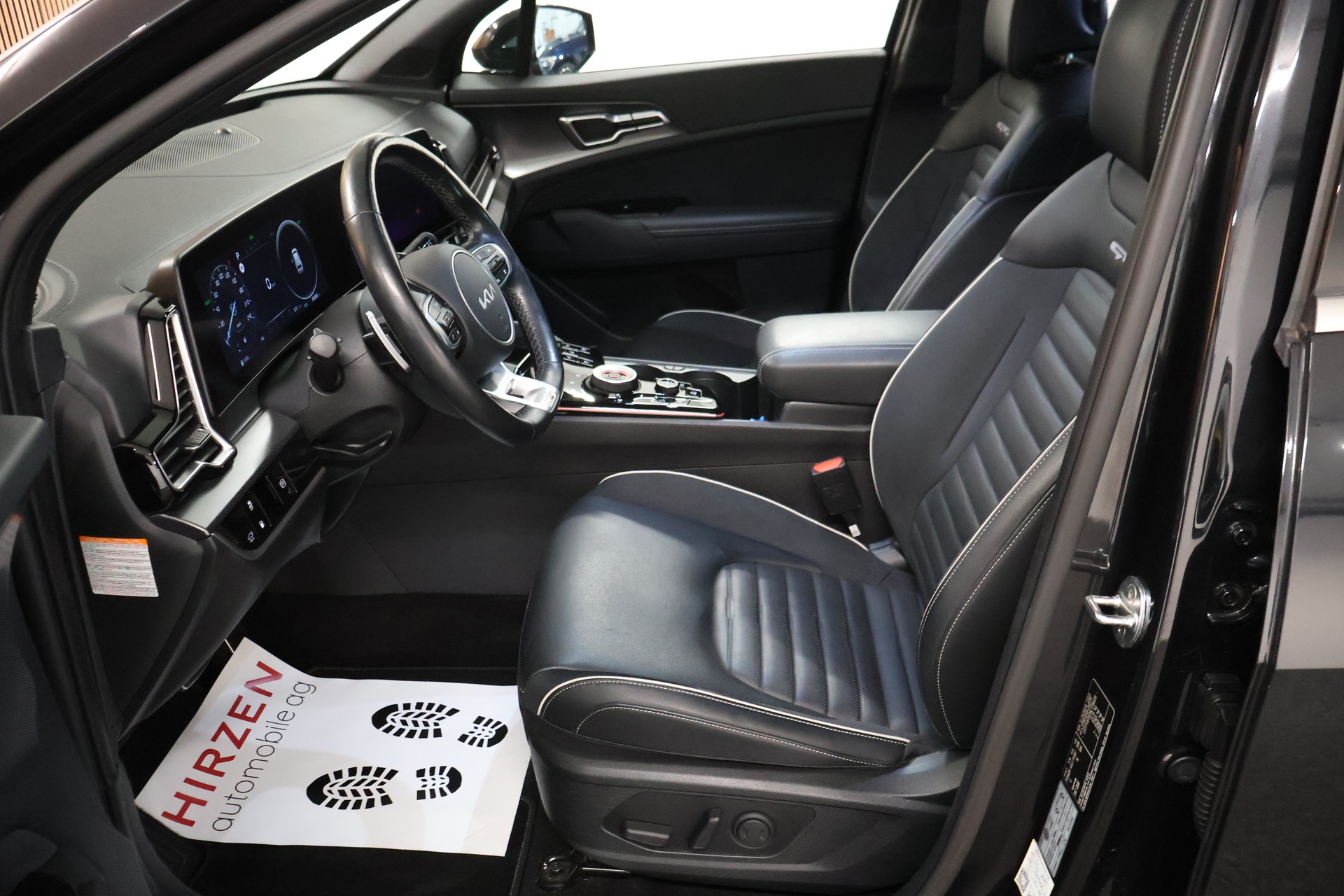 KIA Sportage 1.6T-GDi PHEV GT-Line 4x4 A-image-8