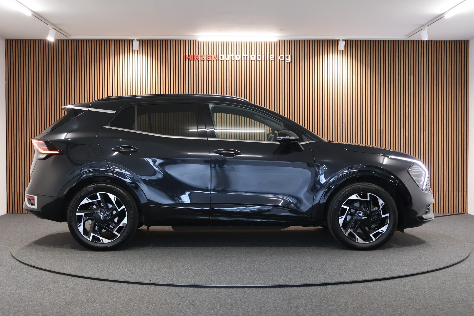 KIA Sportage 1.6T-GDi PHEV GT-Line 4x4 A-image-5
