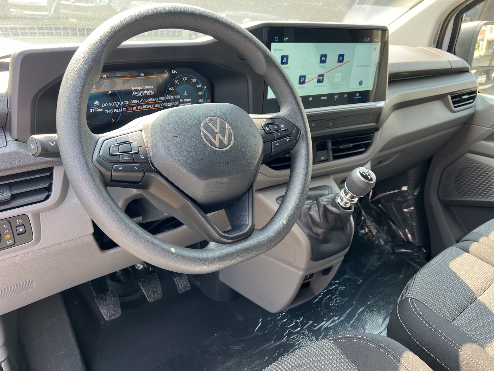 VW Transporter 2.0 TDI-image-7