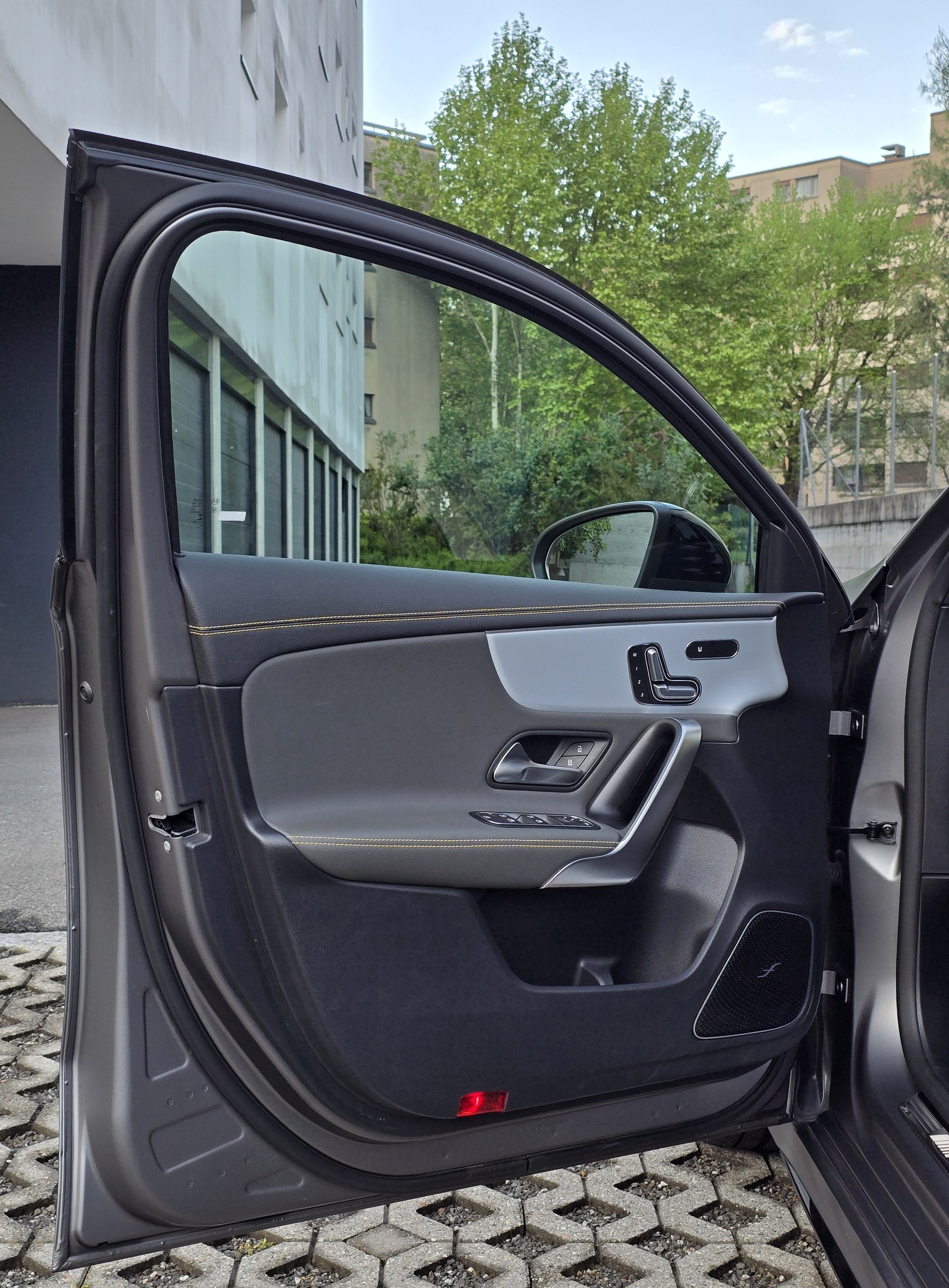 MERCEDES-BENZ A 45 S AMG // 4Matic+ // Speedshift 8G-DCT-image-10