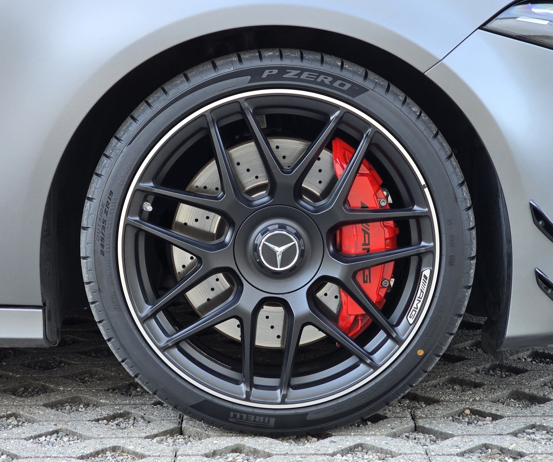 MERCEDES-BENZ A 45 S AMG // 4Matic+ // Speedshift 8G-DCT-image-6