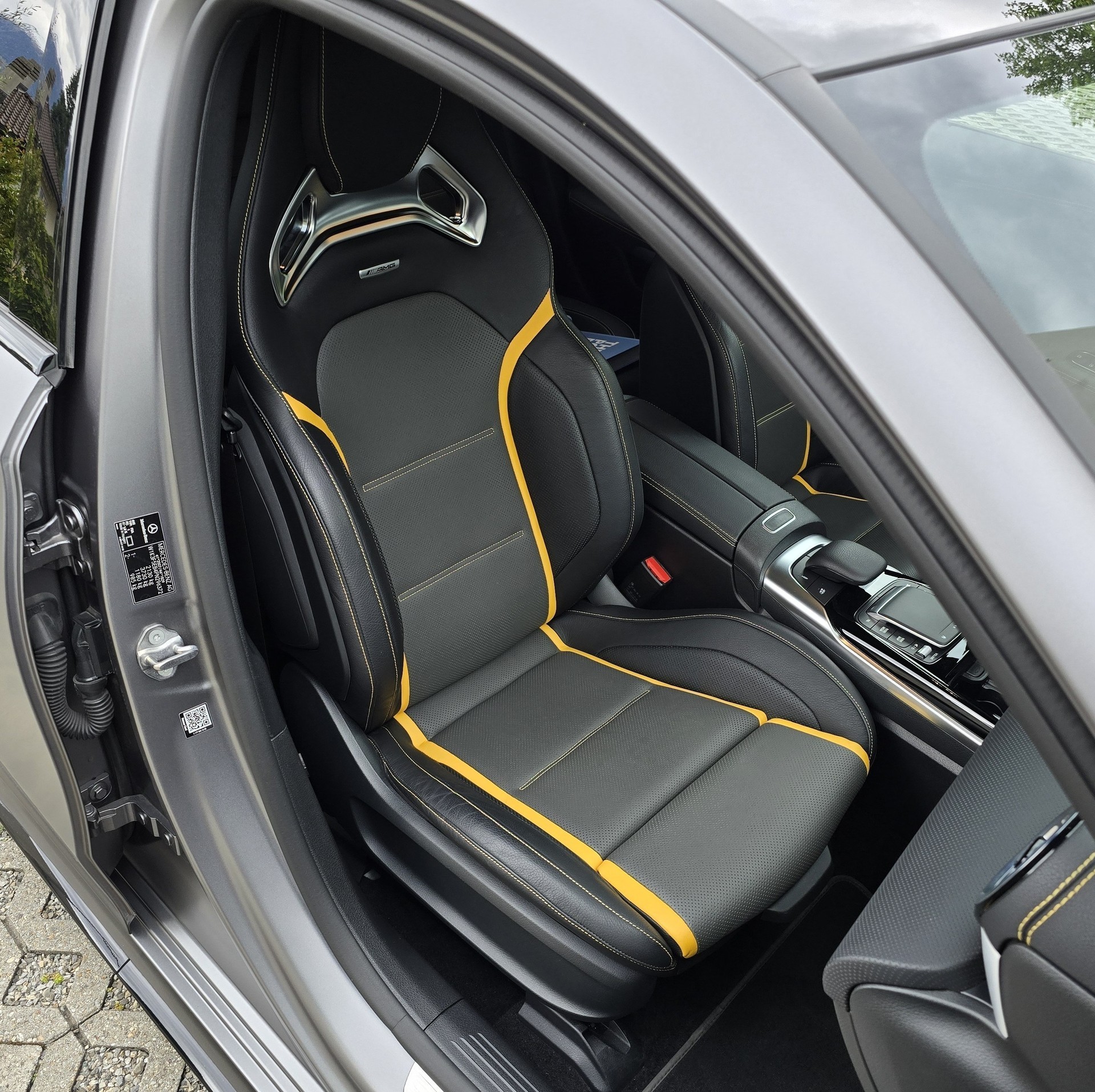 MERCEDES-BENZ A 45 S AMG // 4Matic+ // Speedshift 8G-DCT-image-14