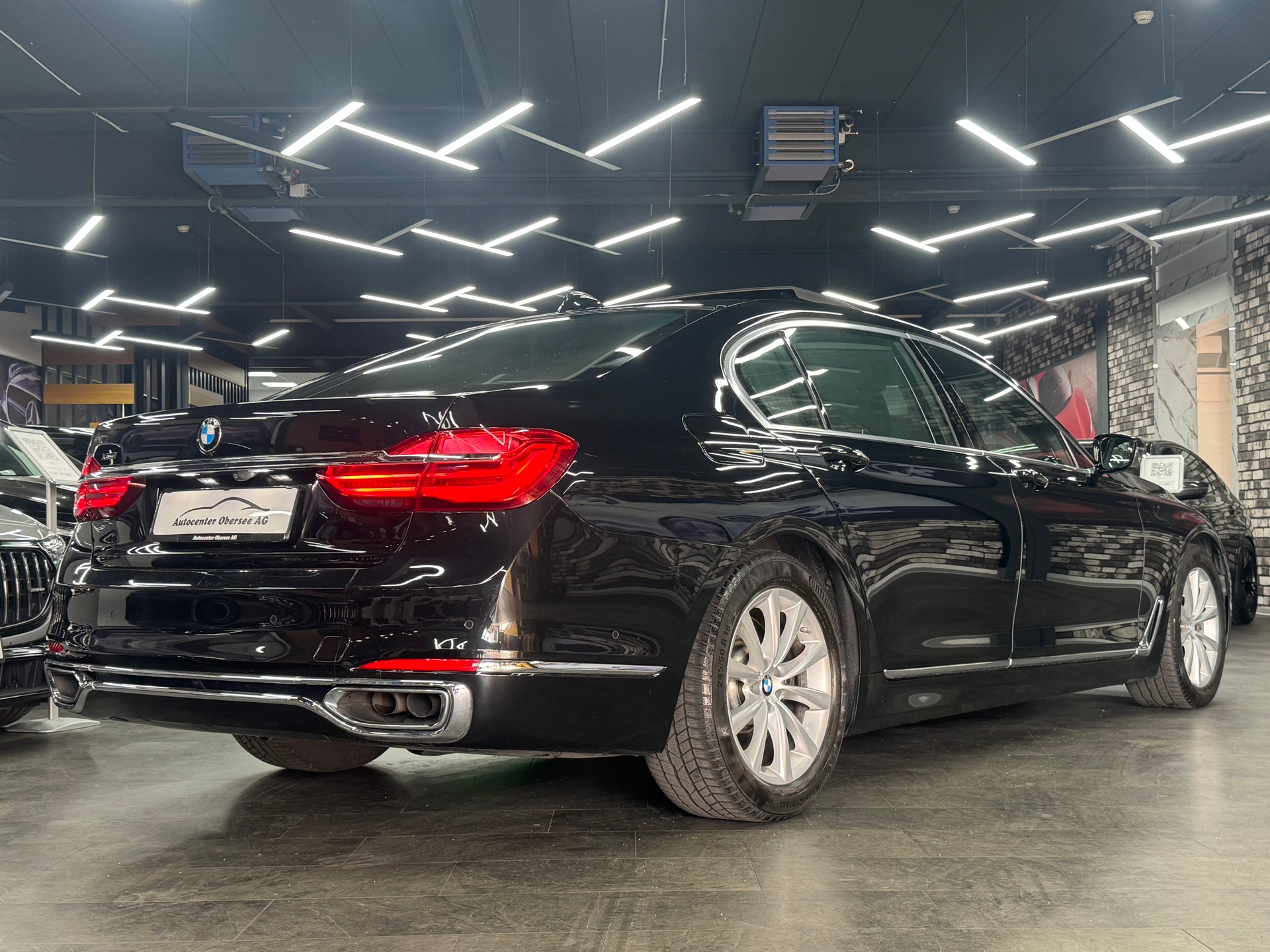 BMW 750Li xDrive 4 Sitze Langversion Steptronic-image-3