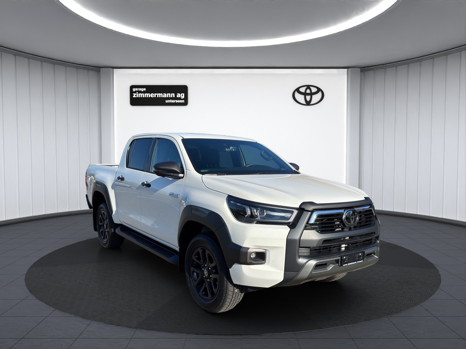 TOYOTA Hilux Double Cab.-Pick-up 2.8 Invincible AWD-showroom-element-2