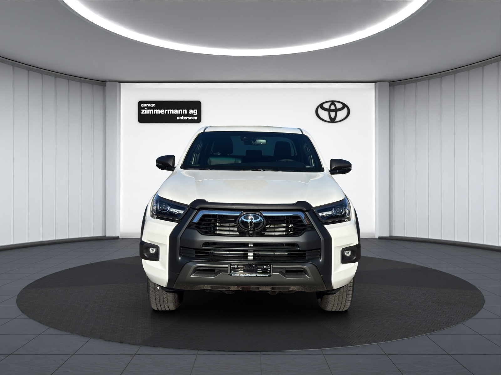 TOYOTA Hilux Double Cab.-Pick-up 2.8 Invincible AWD-showroom-element-1