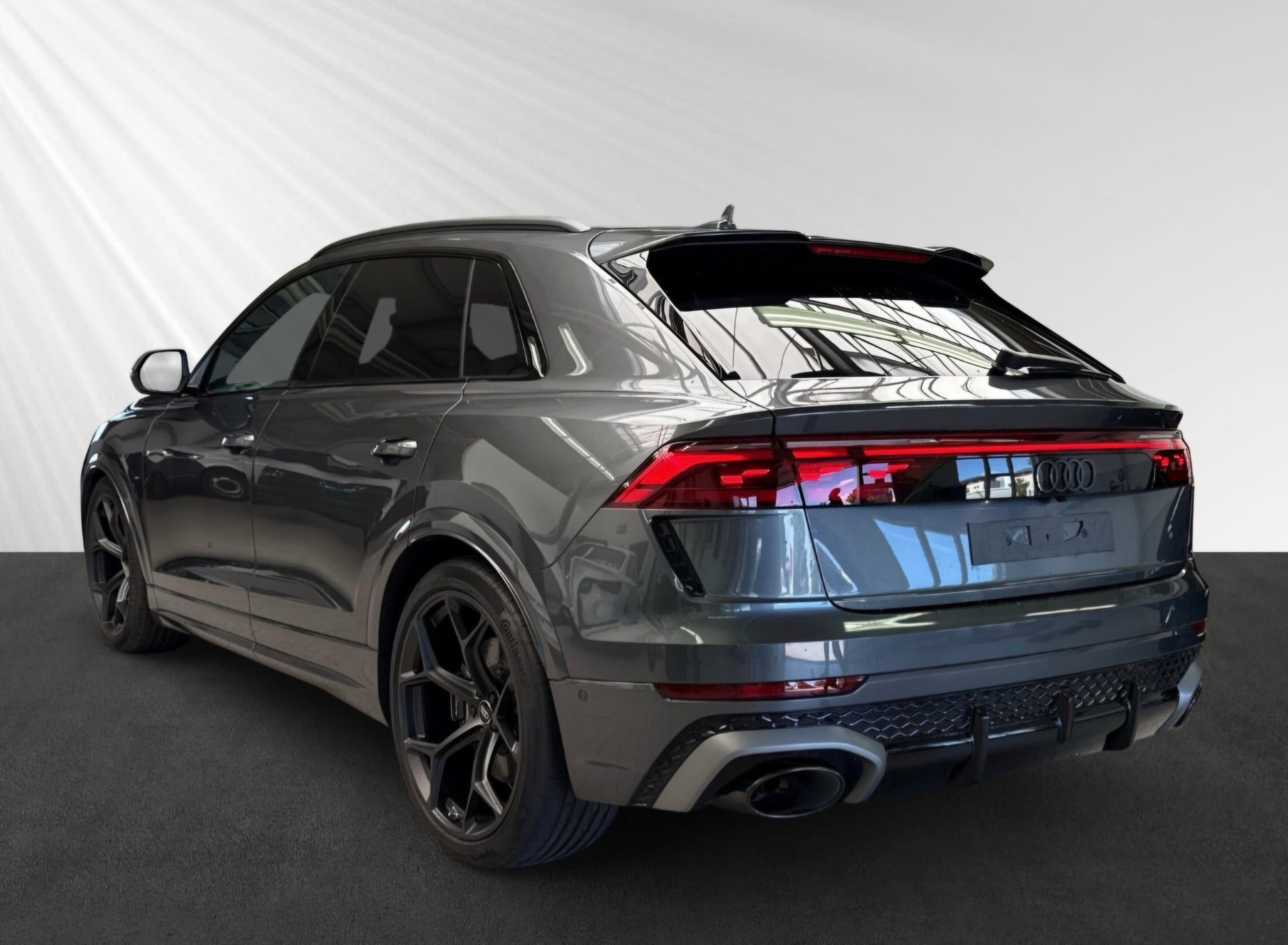 AUDI RSQ8 performance quattro-image-4