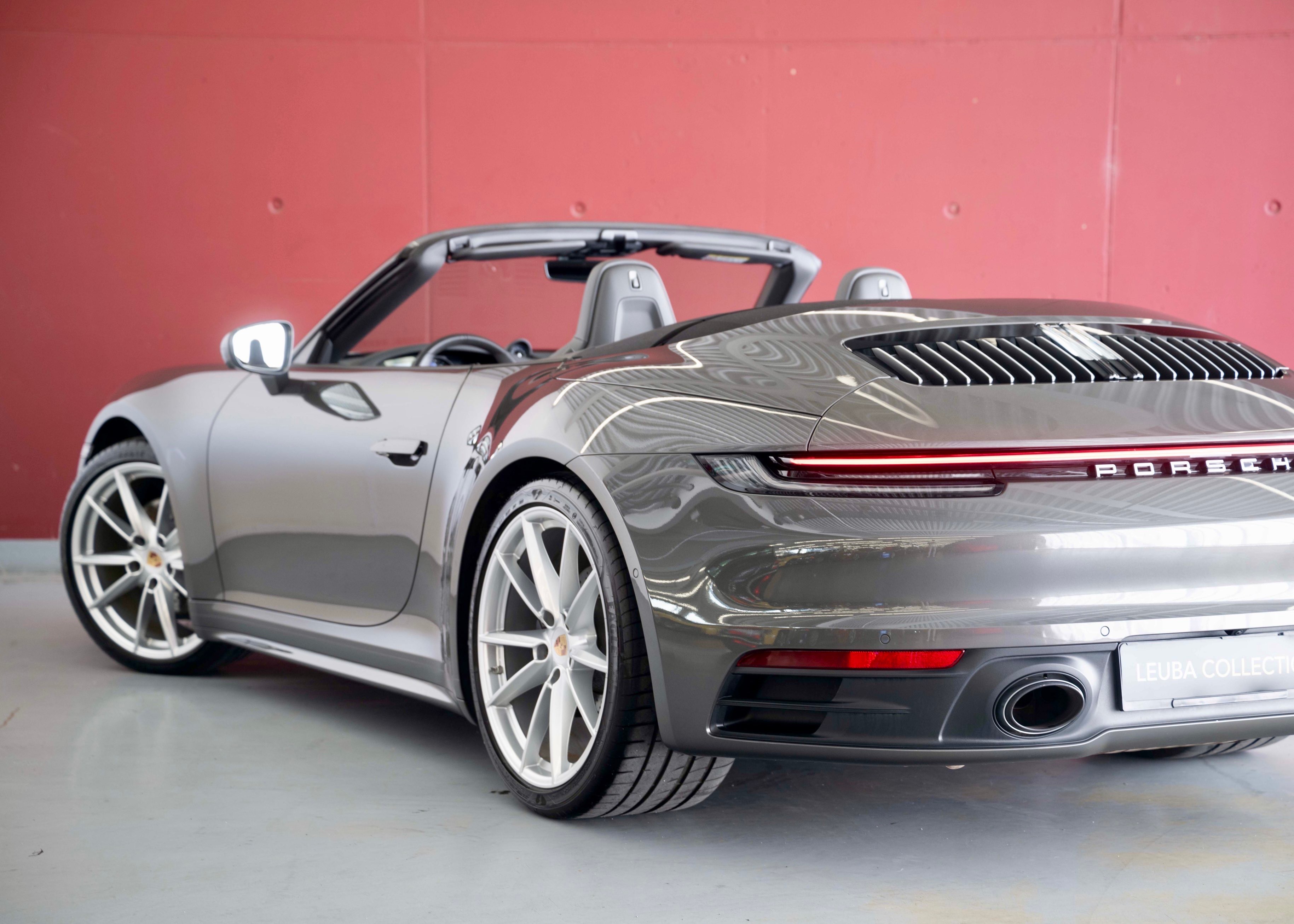 Image PORSCHE 911 911 Carrera 4 Cabriolet PDK Exclusive Manufaktur (1 owner, like new)