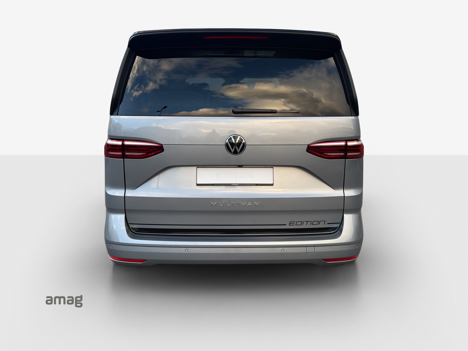 VW Multivan 2.0 TSI Life DSG-image-3