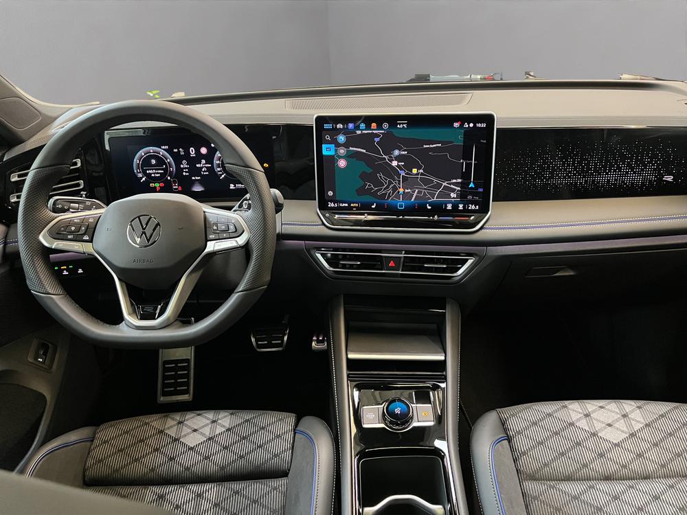 VW Tiguan 2.0 TSI DSG R-Line 4Motion-image-8
