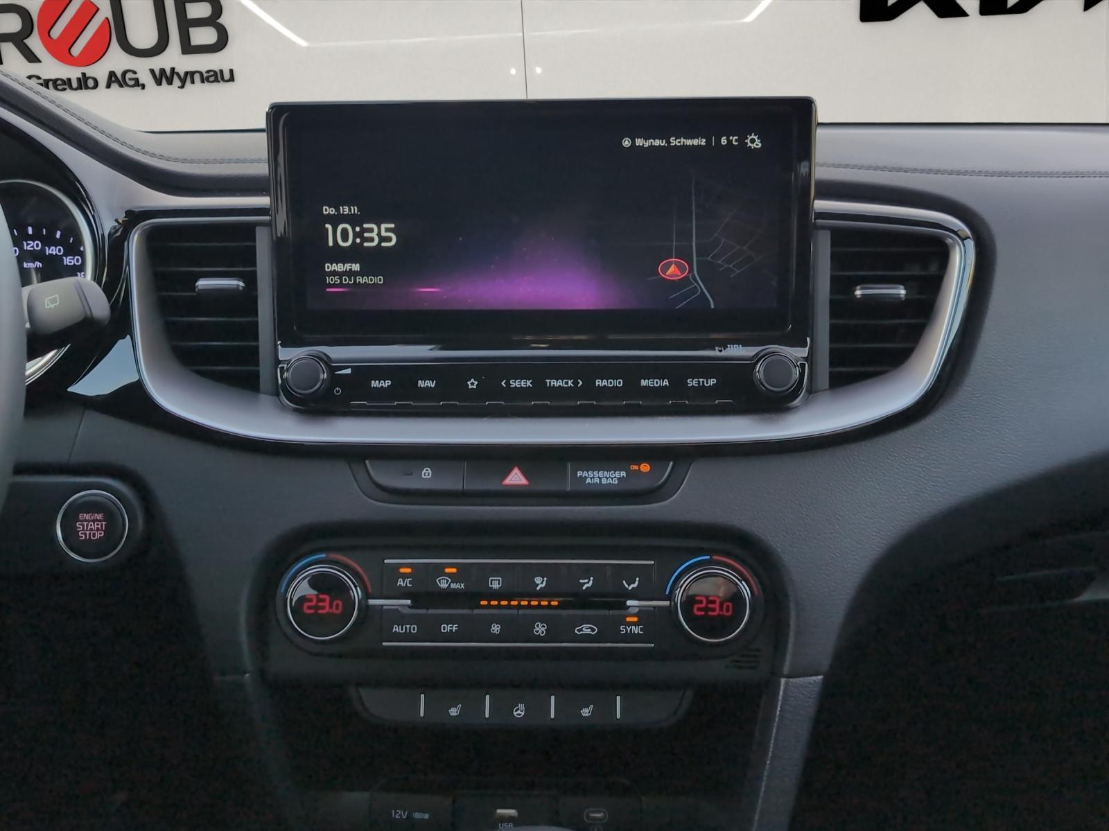KIA Ceed SW 1.5 T-GDi Power-image-12