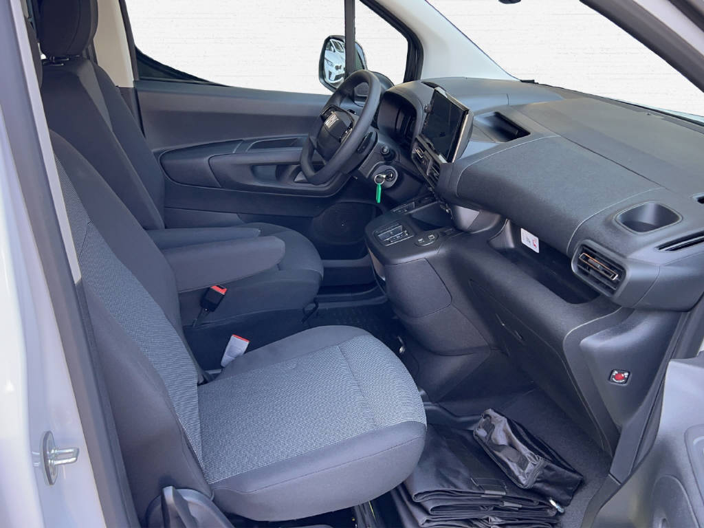 FIAT Doblo Crew Cab L2 1.5 BlueHDI 130-image-11