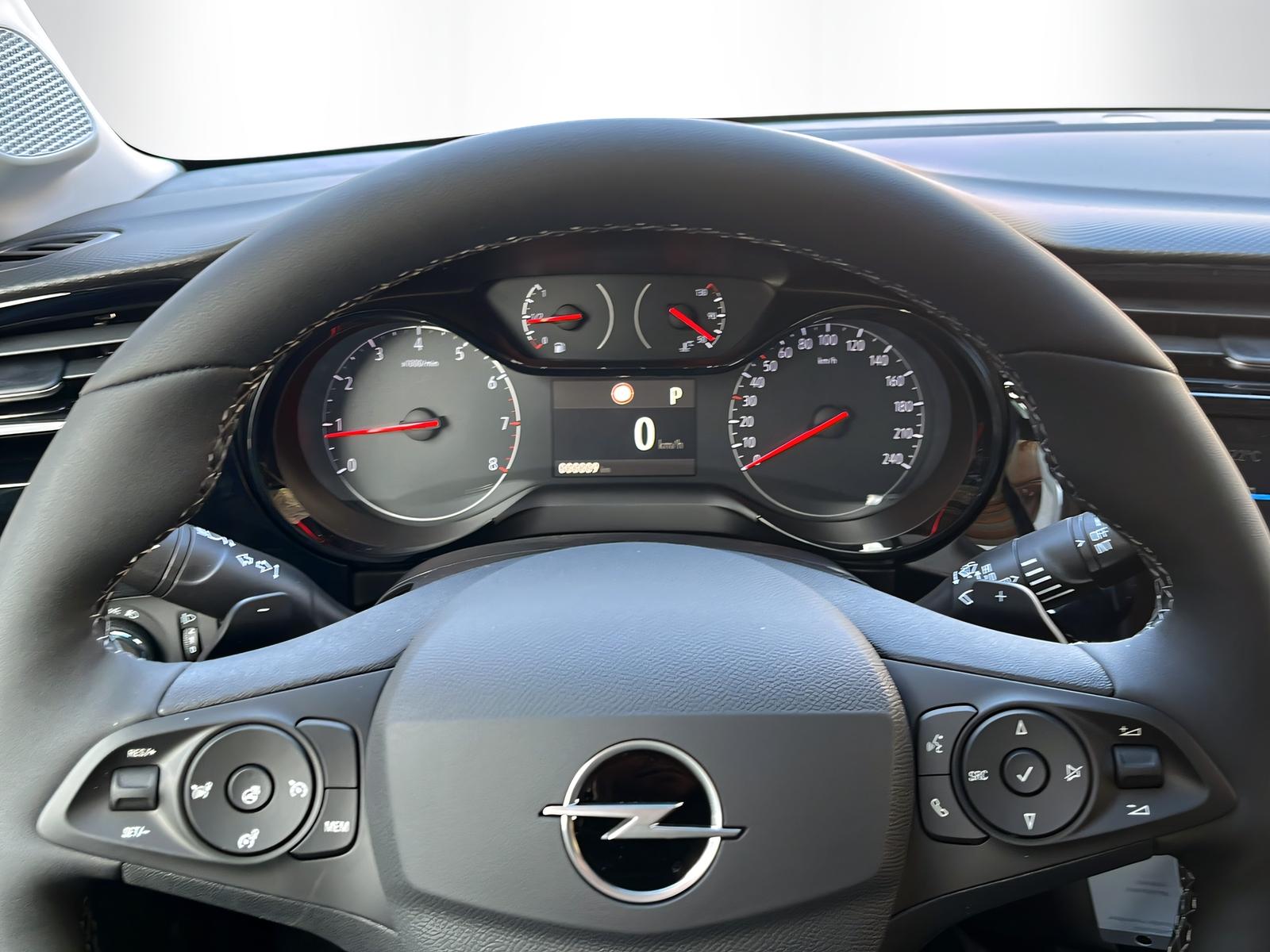 OPEL Corsa 1.2 T Edition-image-9