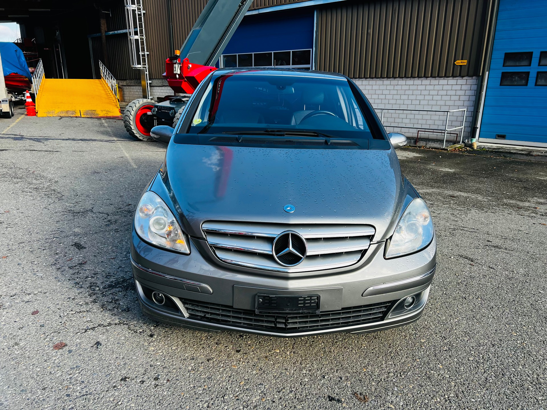 MERCEDES-BENZ B 180 CDI-image-1
