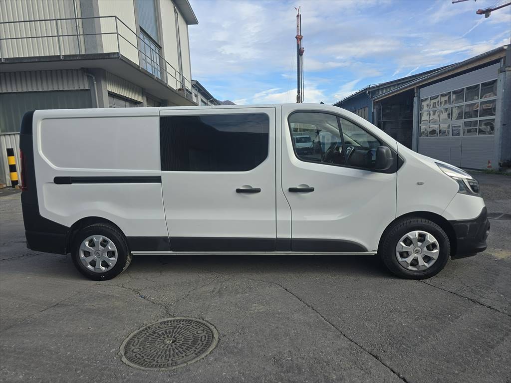 RENAULT Trafic 2.0 dCi145-image-5