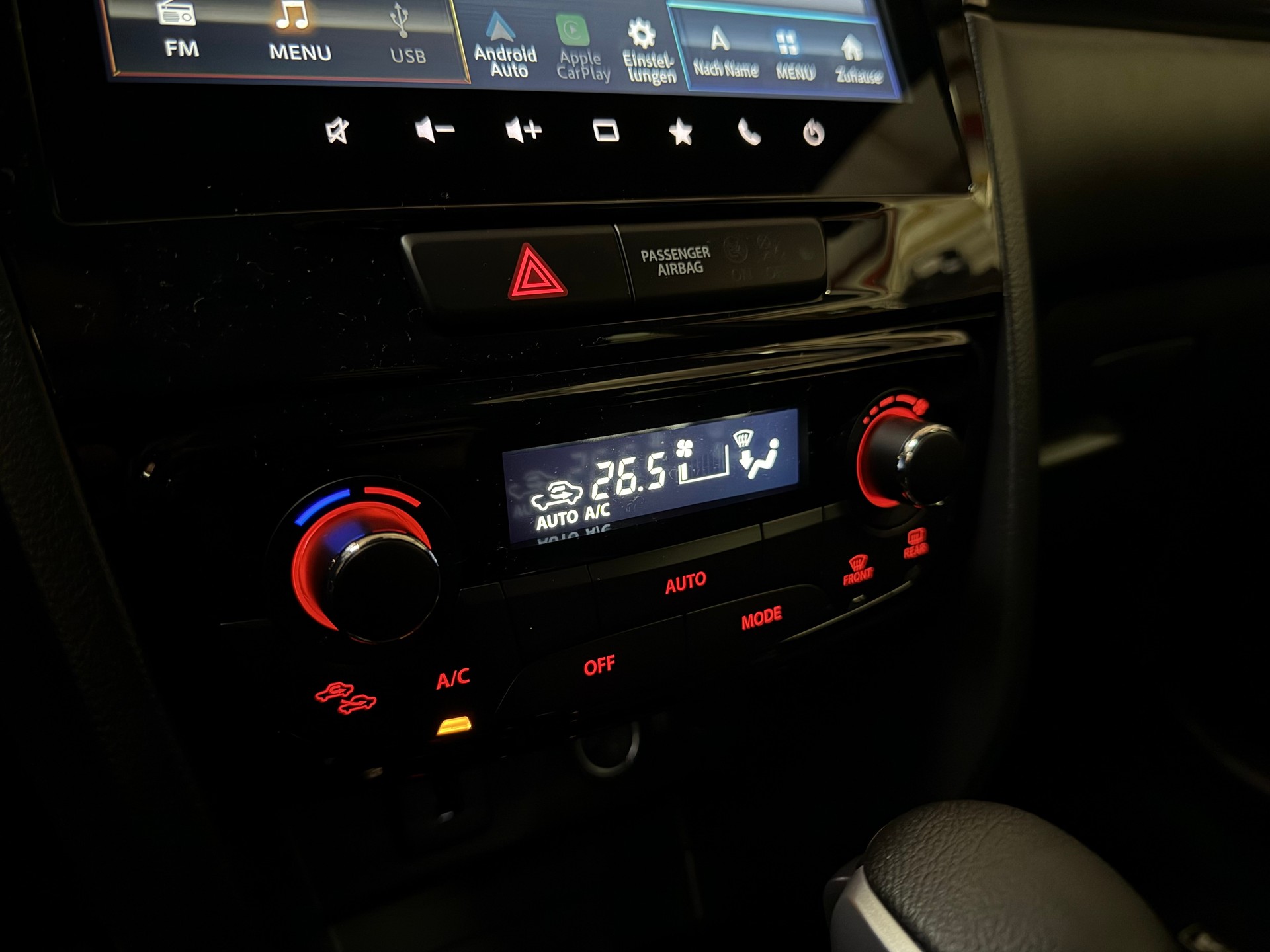 SUZUKI Vitara 1.4 Boosterjet Compact + 4x4 Hybrid Automatic AHK-image-24