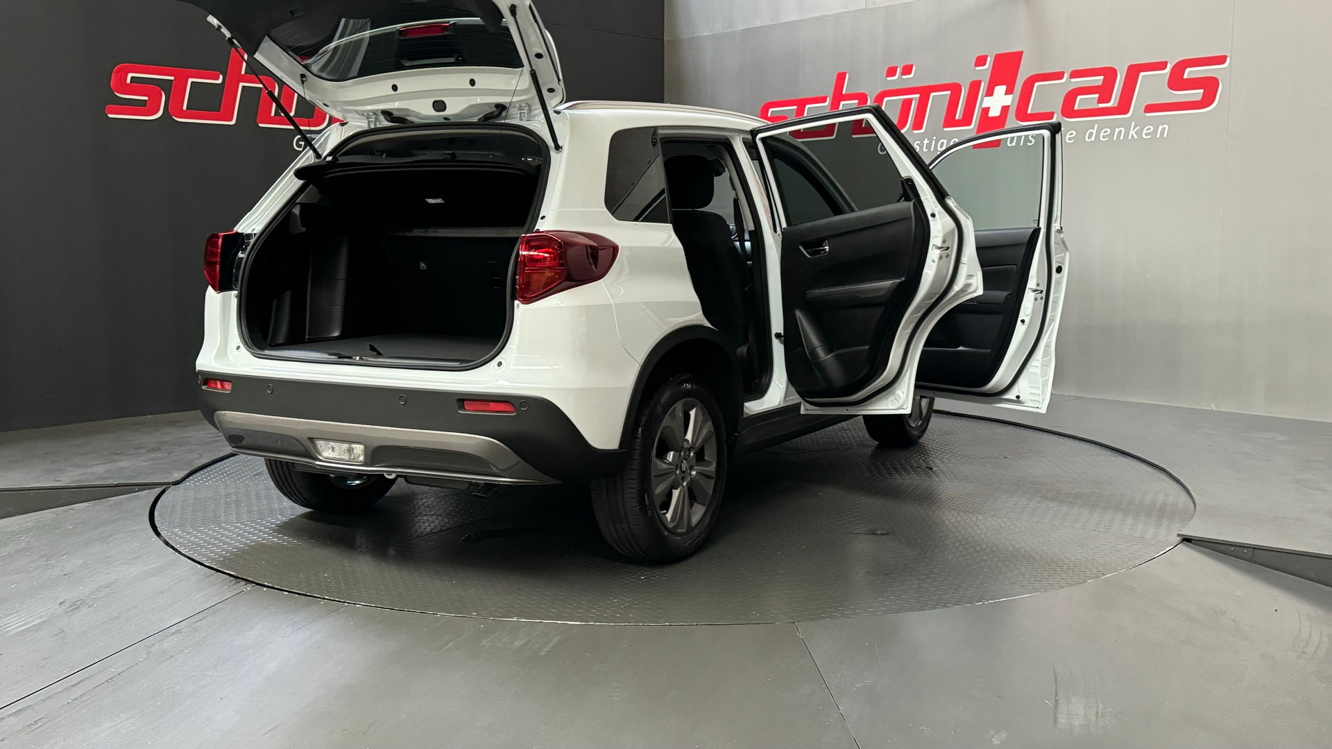 SUZUKI Vitara 1.4 Boosterjet Compact + 4x4 Hybrid Automatic AHK-image-7