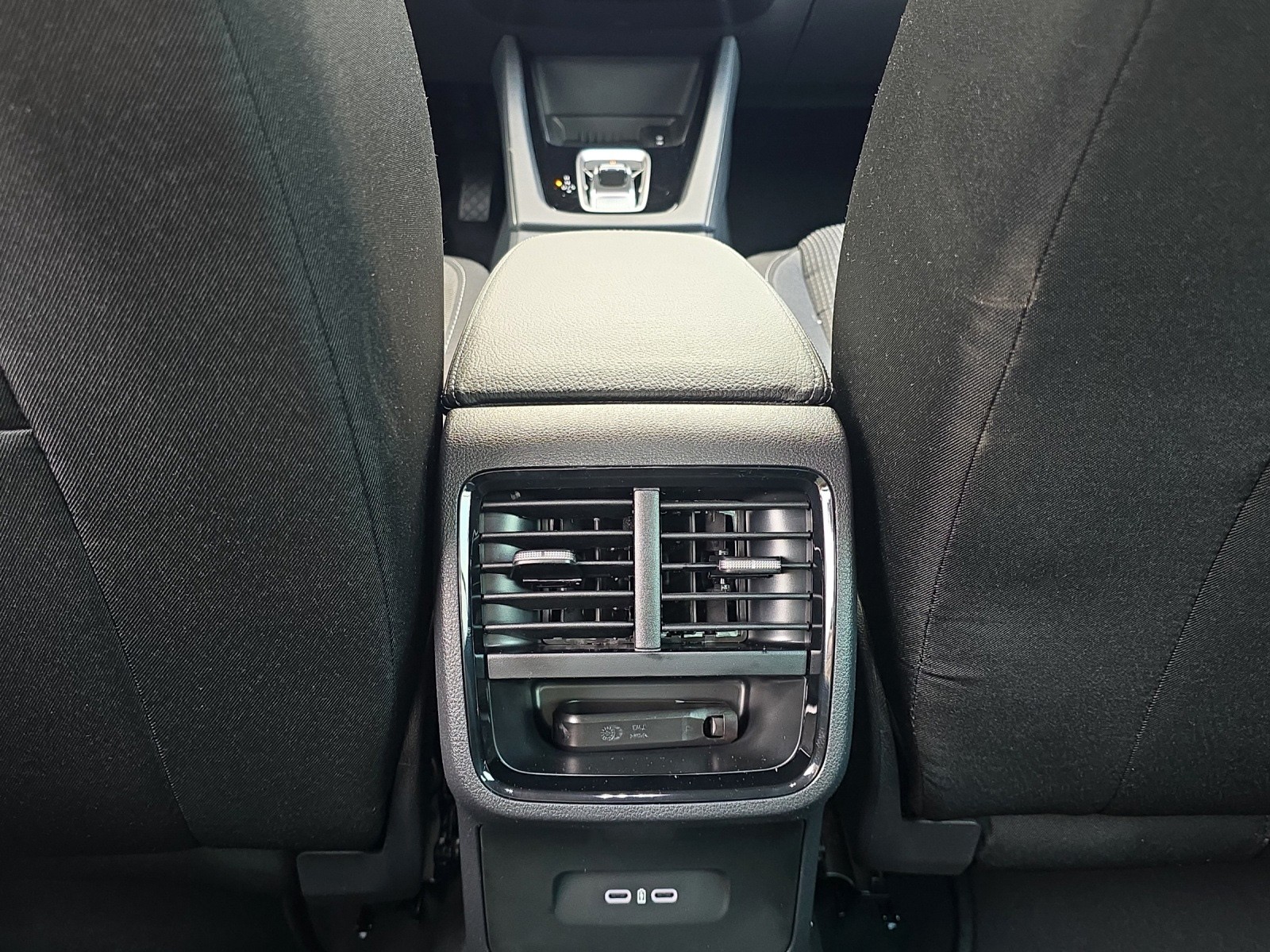SKODA Octavia Combi 1.5 TSI mHEV DSG Selection-image-14