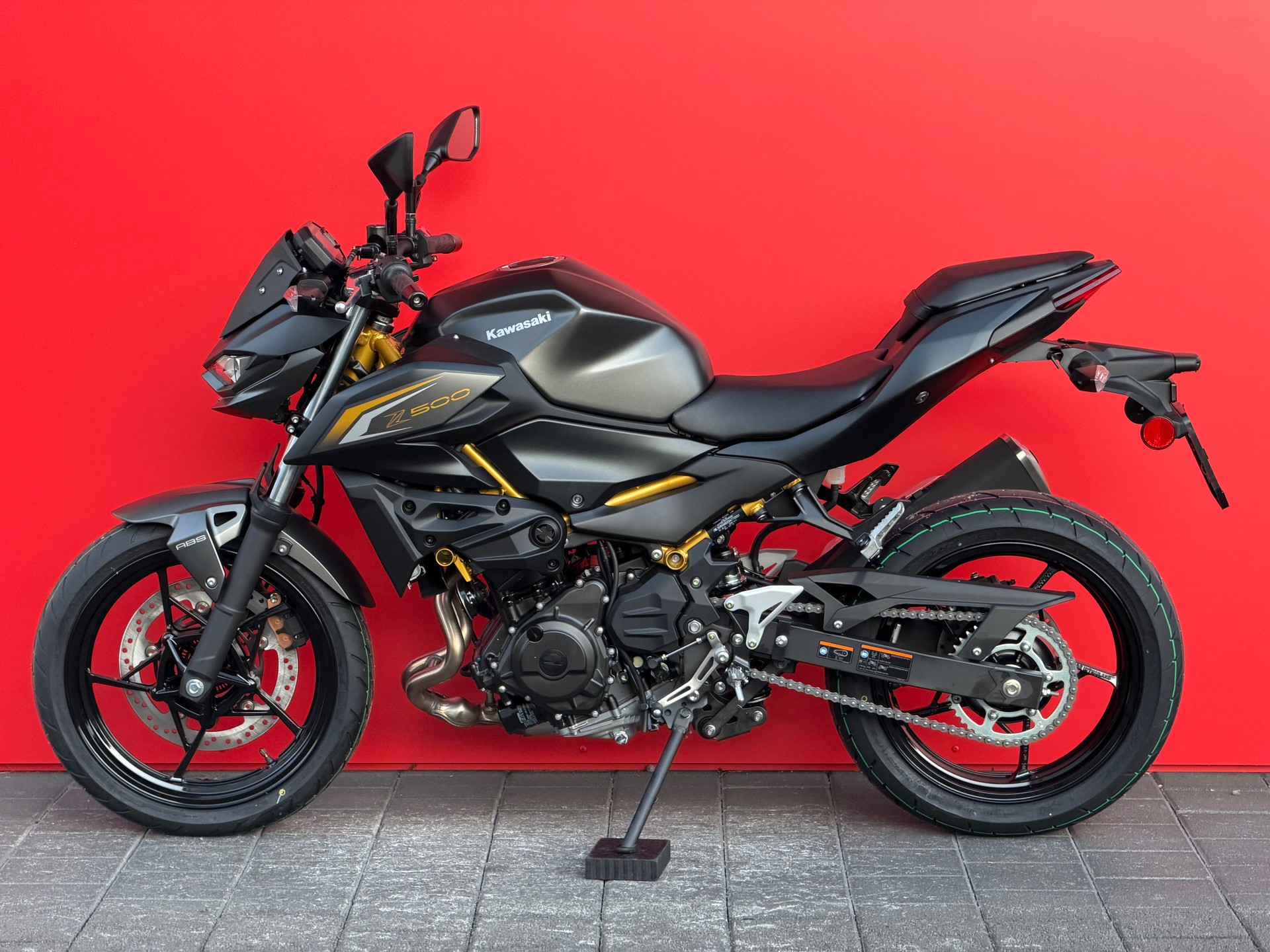 KAWASAKI Z 500-image-13
