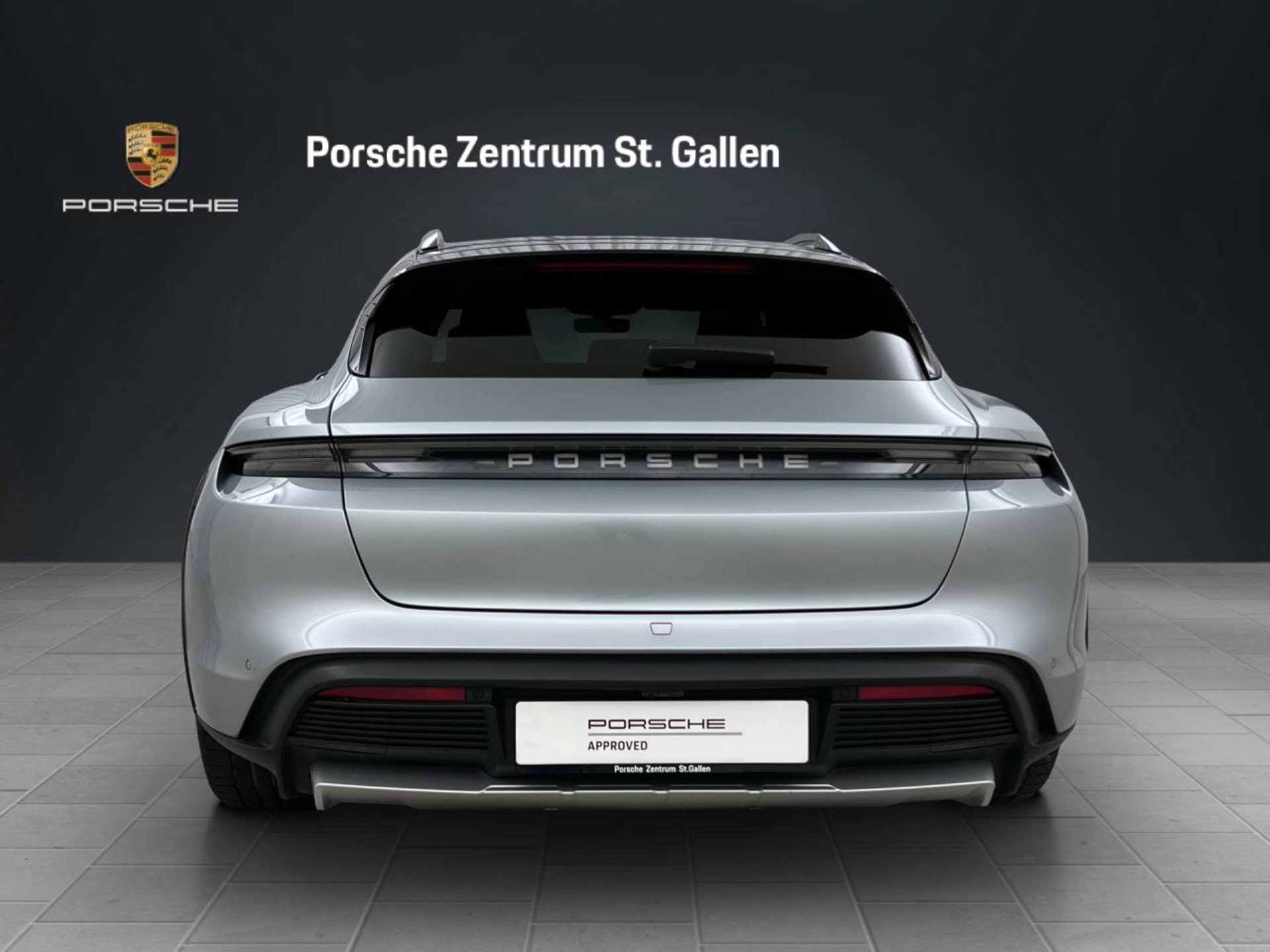 PORSCHE Taycan 4 Cross Turismo-image-5