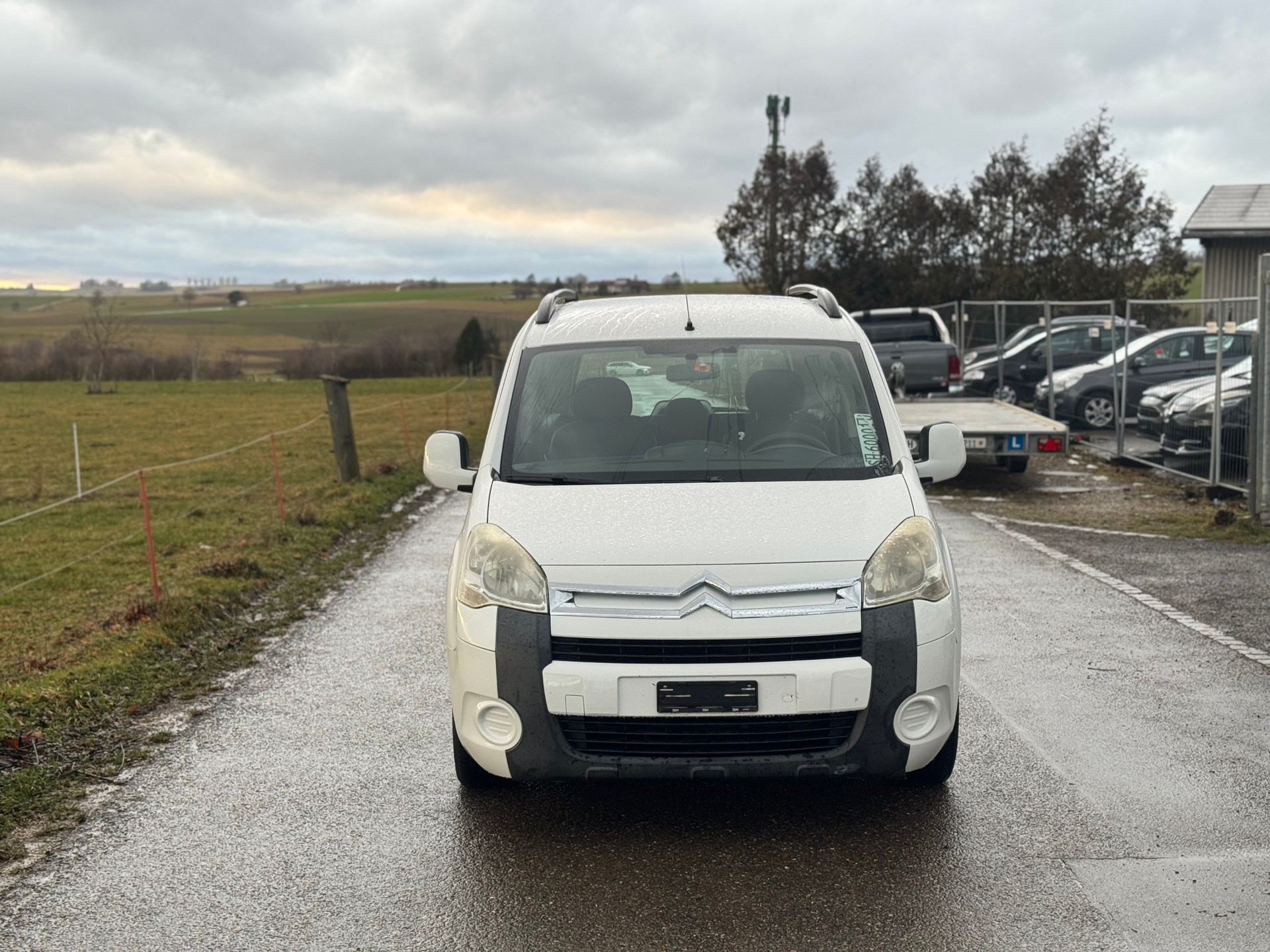 CITROEN Berlingo 1.6 16V XTR-image-1