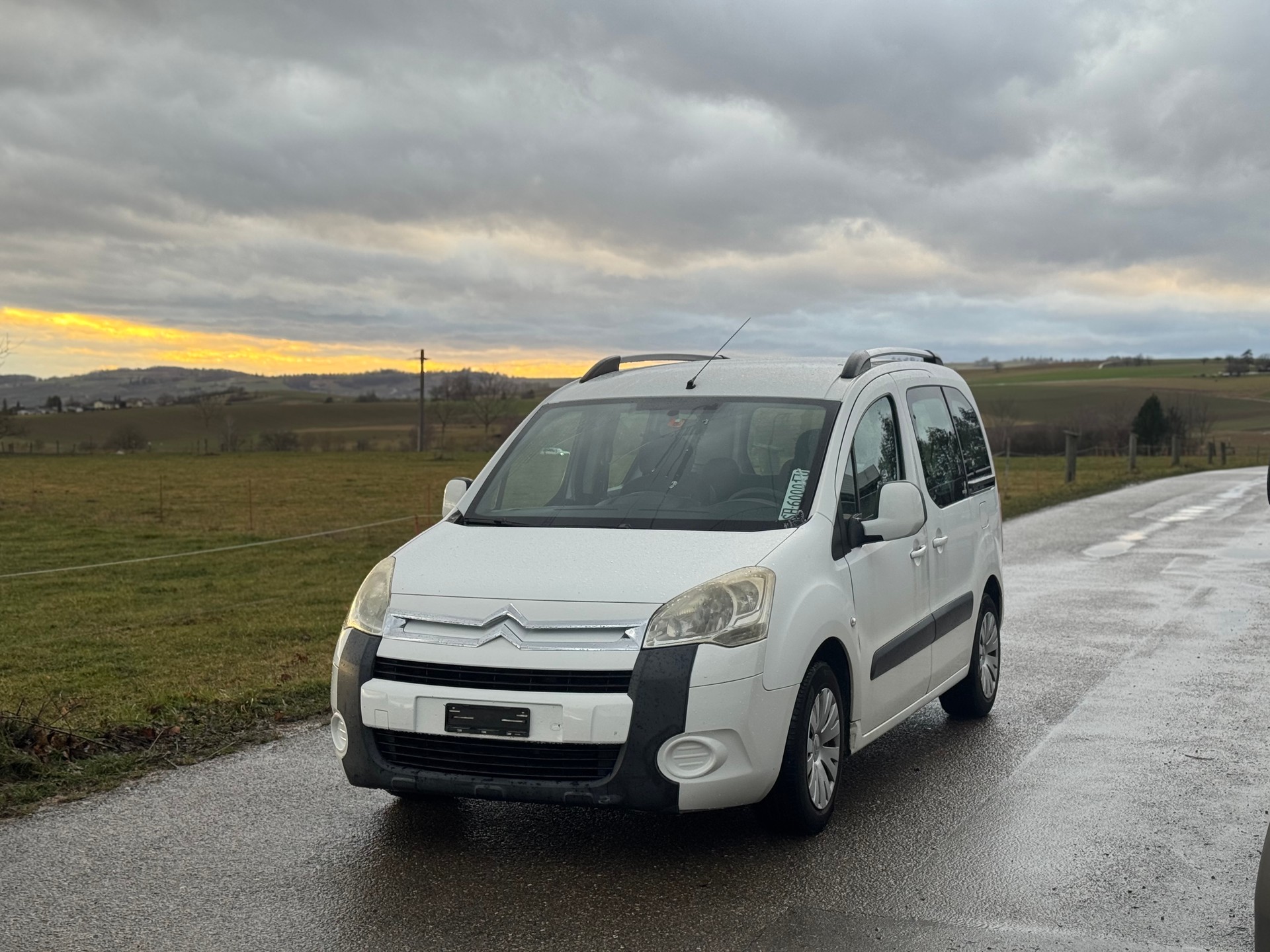 CITROEN Berlingo 1.6 16V XTR-image-0