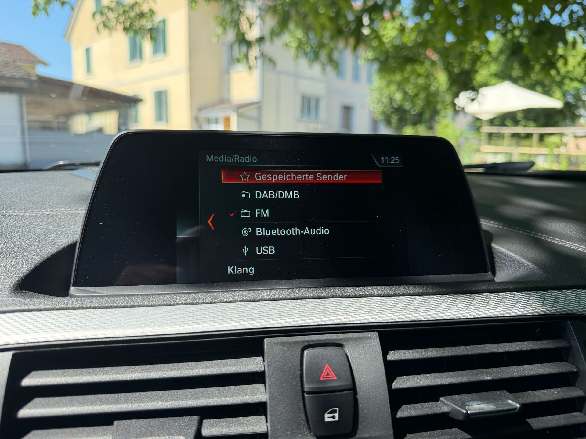 BMW 118i-image-14