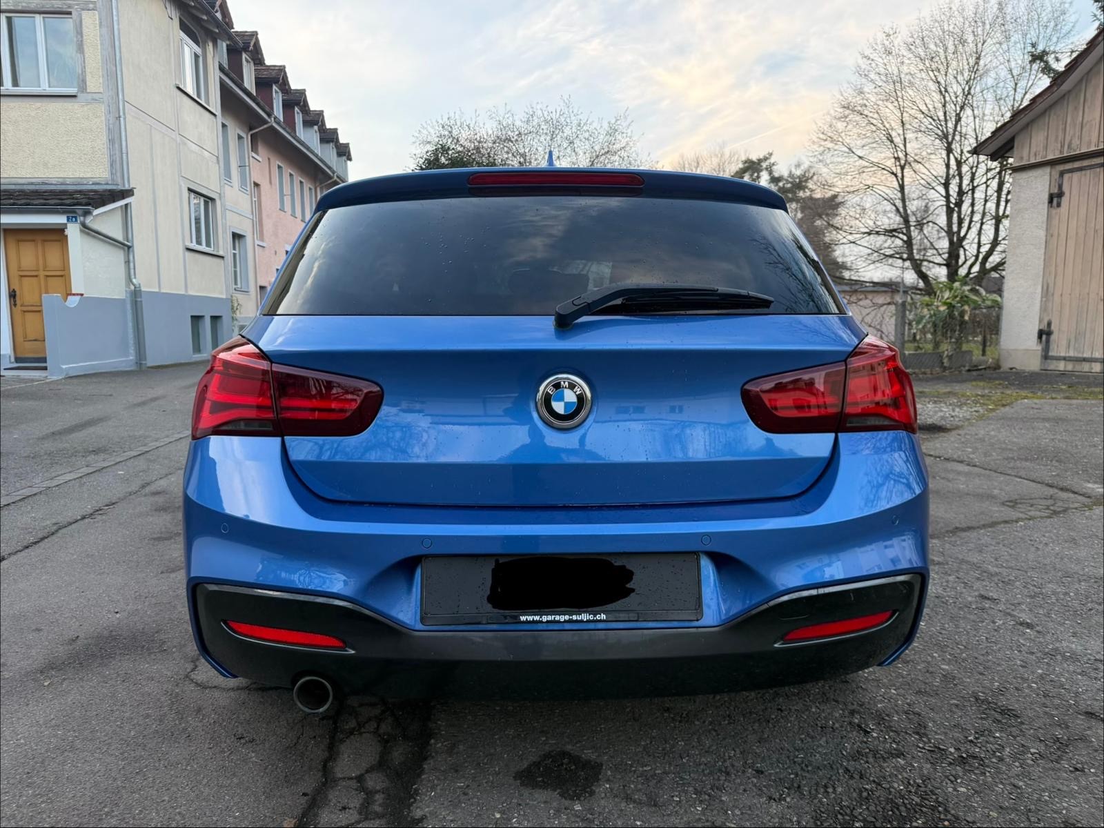 BMW 118i-image-8