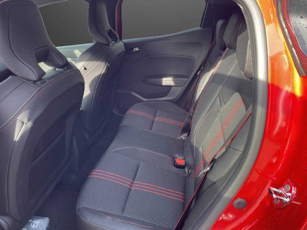 RENAULT Clio 1.6 E-Tech R.S. Line-image-8
