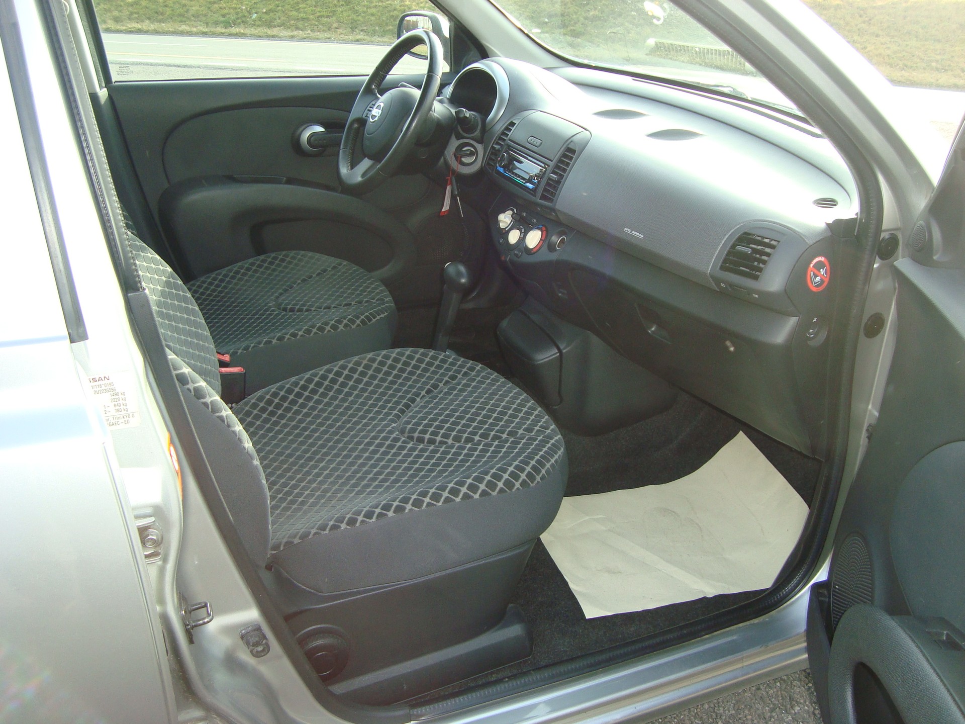 NISSAN MICRA-image-6
