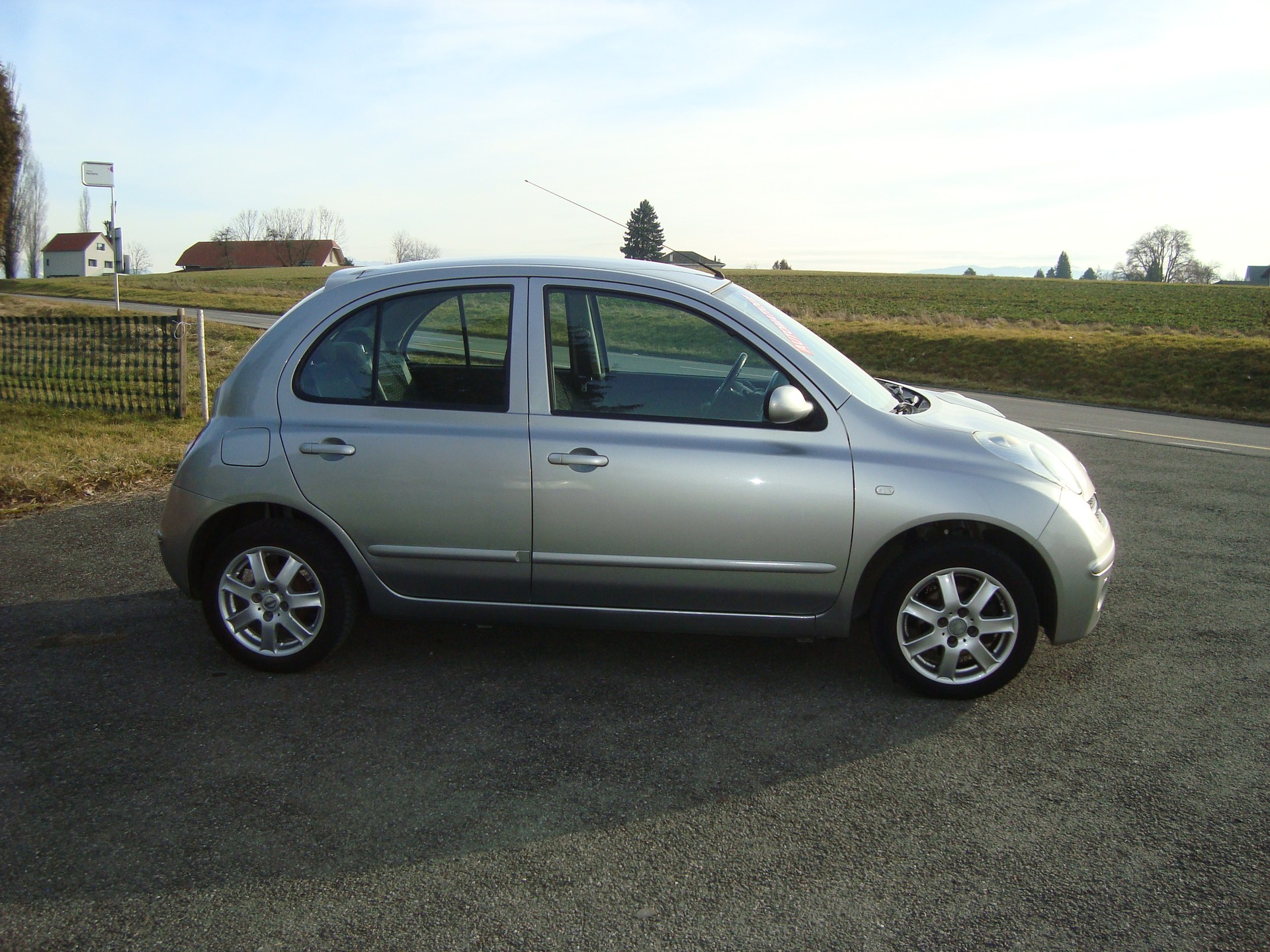 NISSAN MICRA-image-5